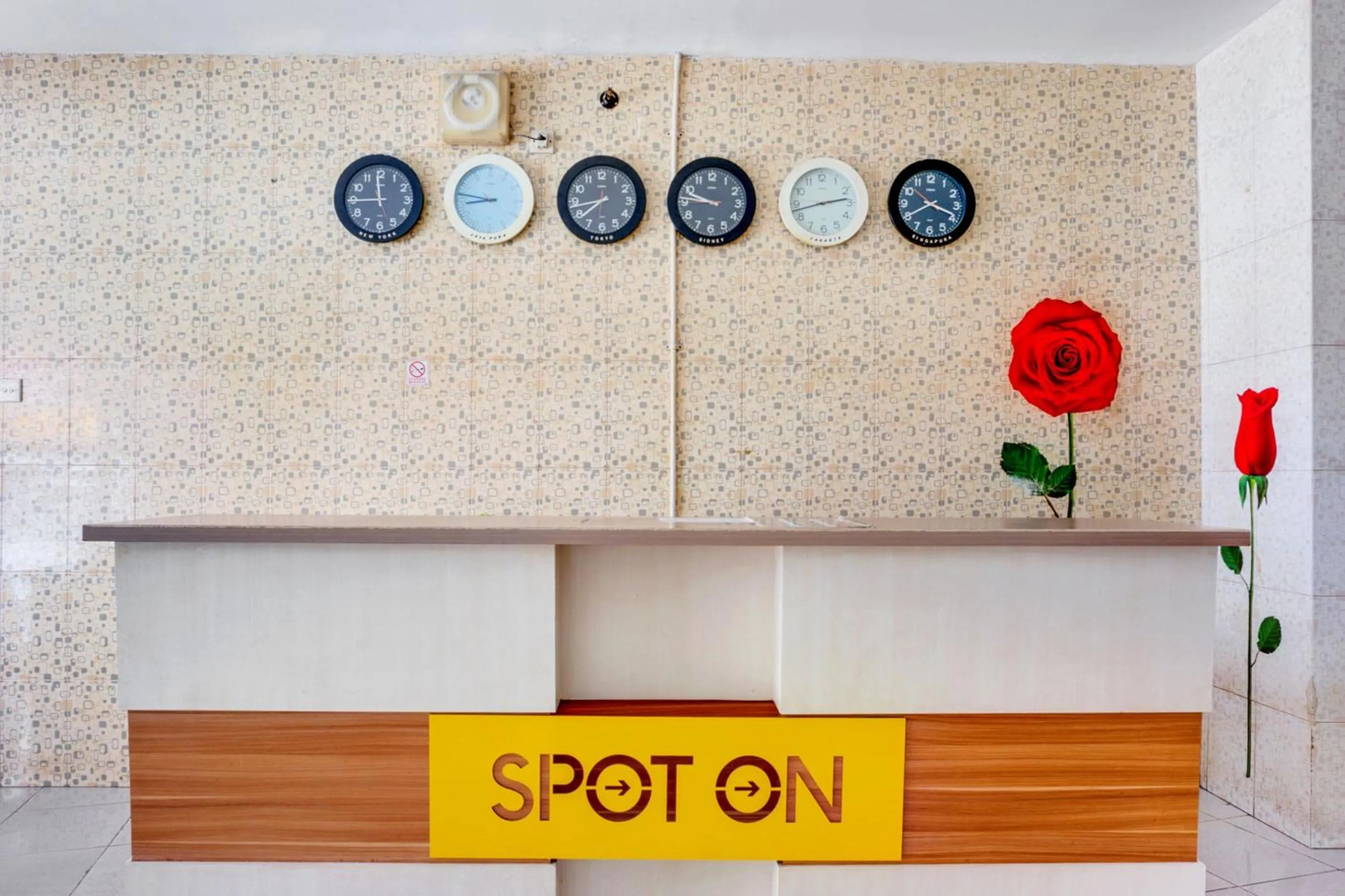 Lobby or reception in Hotel O Wisma Jampea