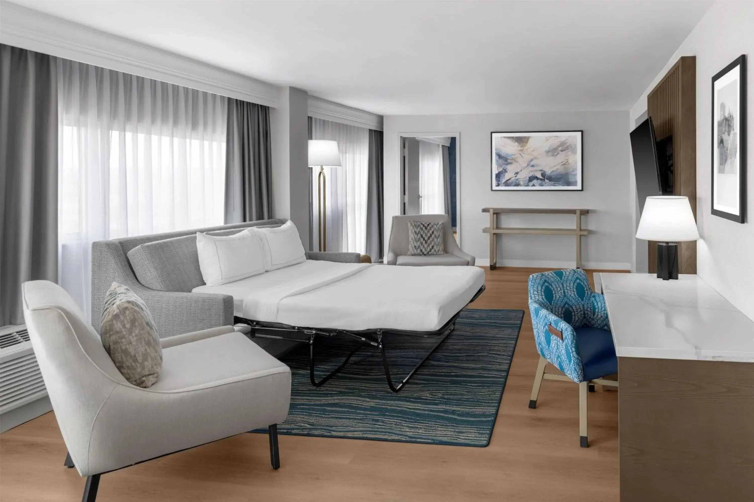 Bed in DoubleTree by Hilton Hotel South Bend Bed in DoubleTree by Hilton Hotel South Bend