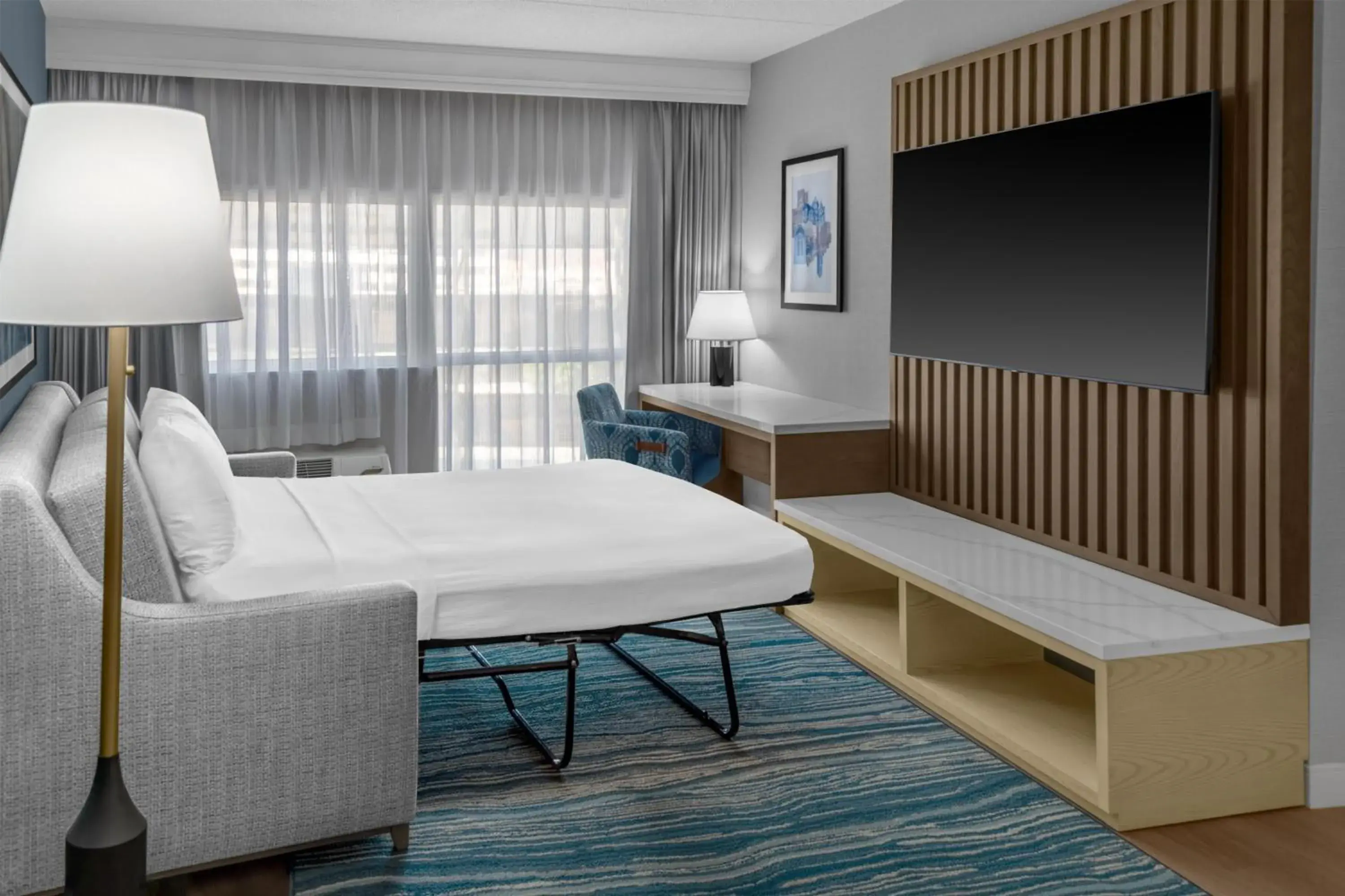 Bed in DoubleTree by Hilton Hotel South Bend Bed in DoubleTree by Hilton Hotel South Bend