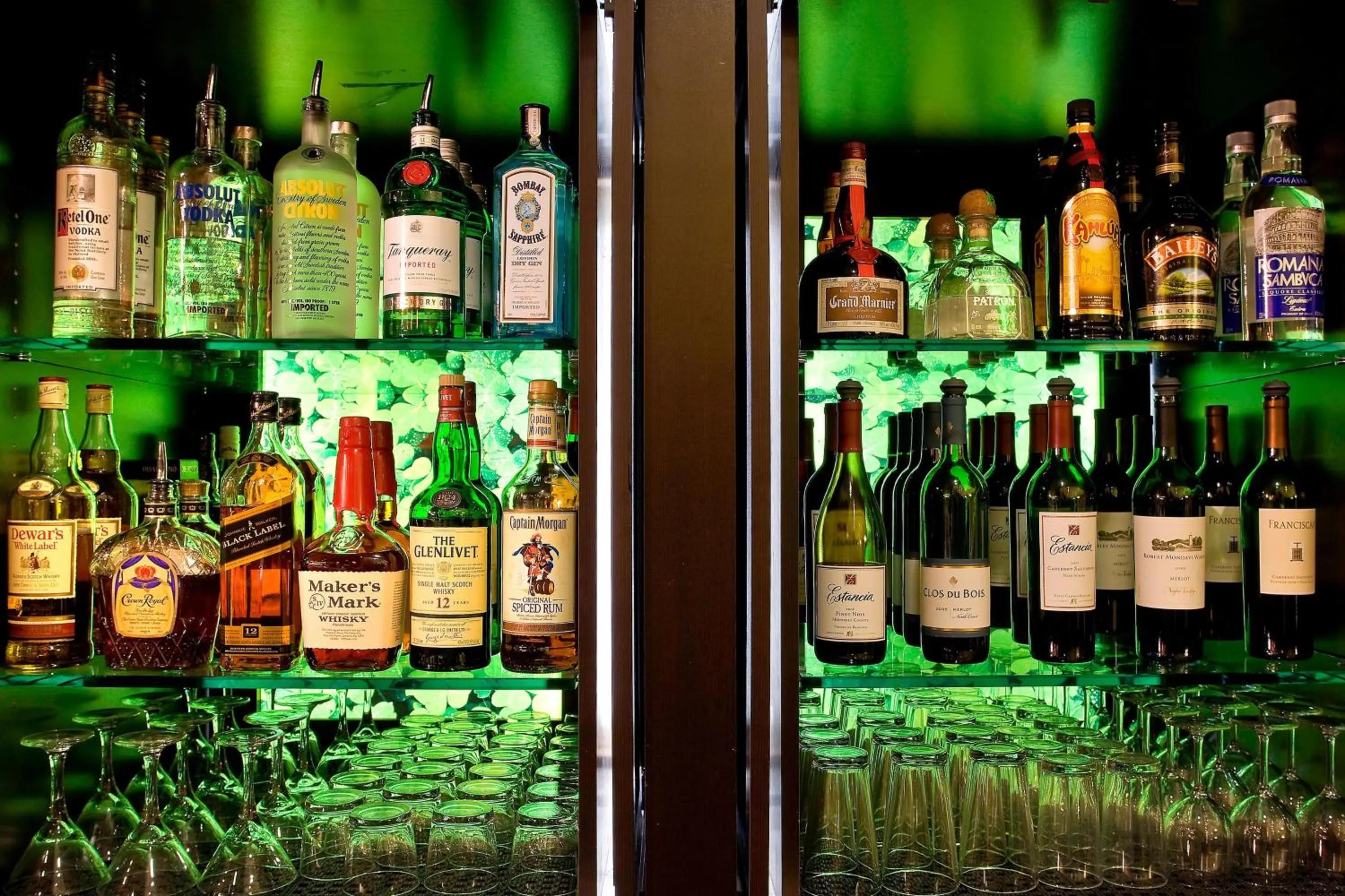 Lobby or reception in Courtyard Seattle Southcenter