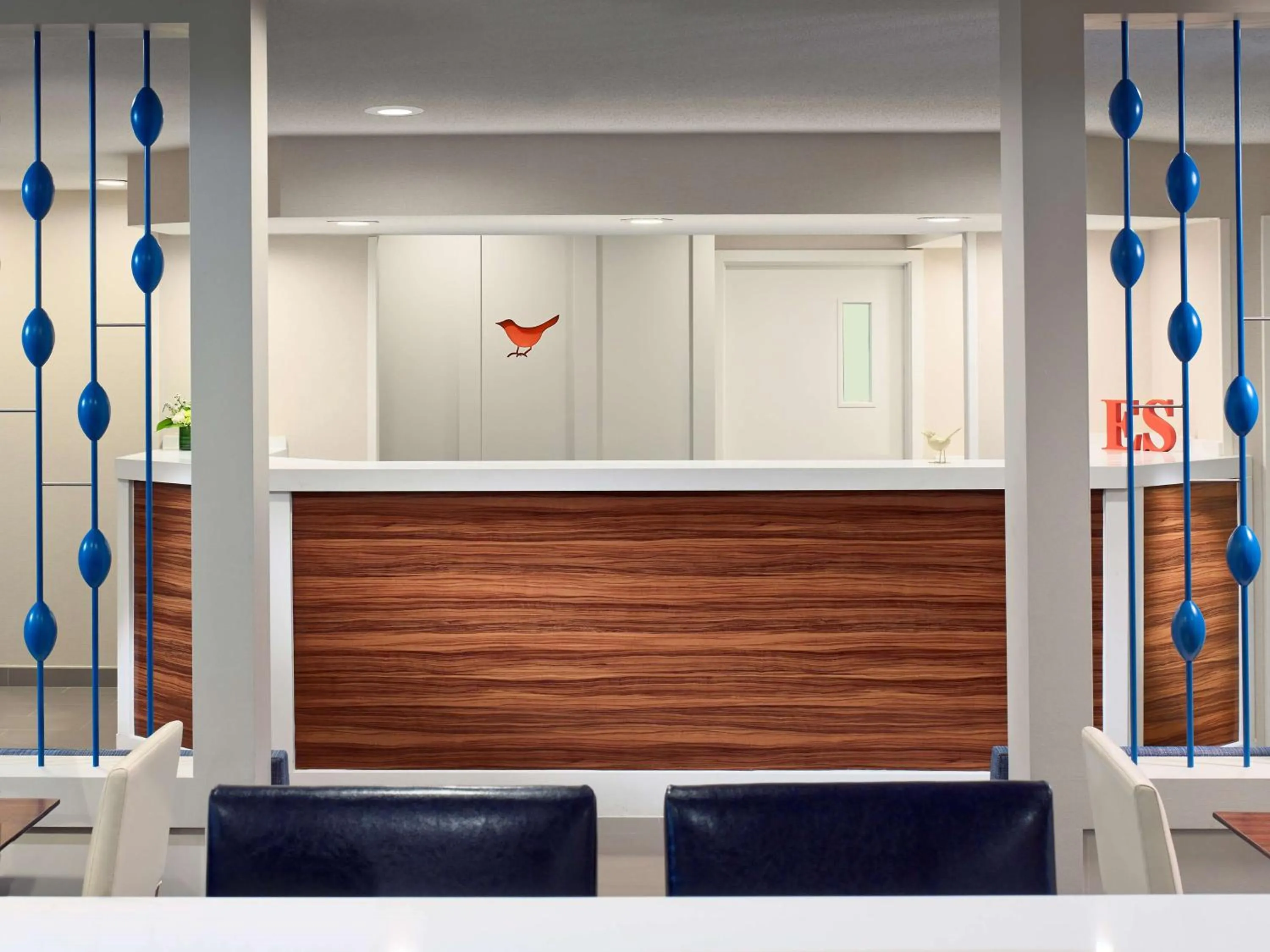 Lobby or reception in Sonesta ES Suites St. Louis - Chesterfield