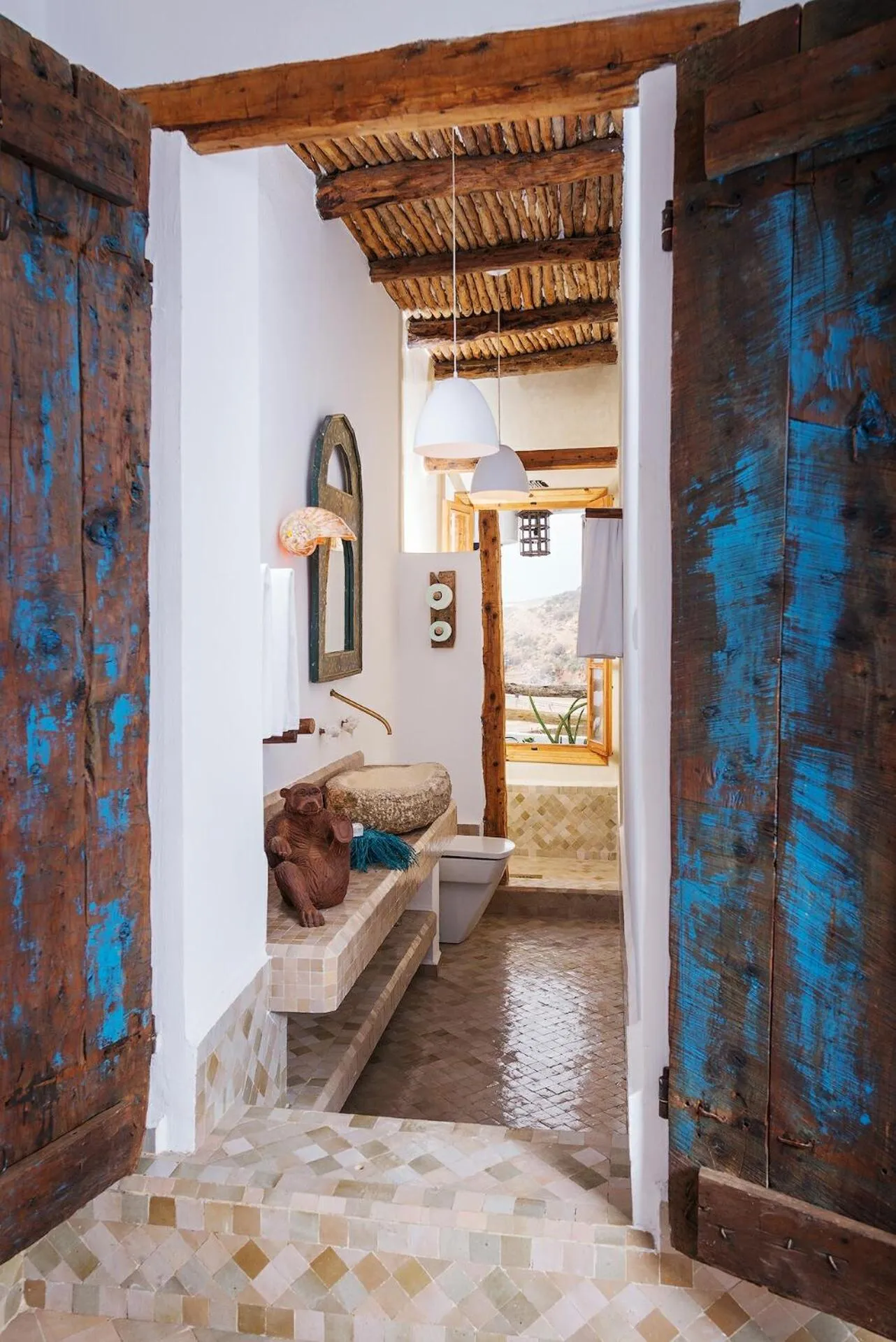 Bathroom, Bed in Munga Guesthouse