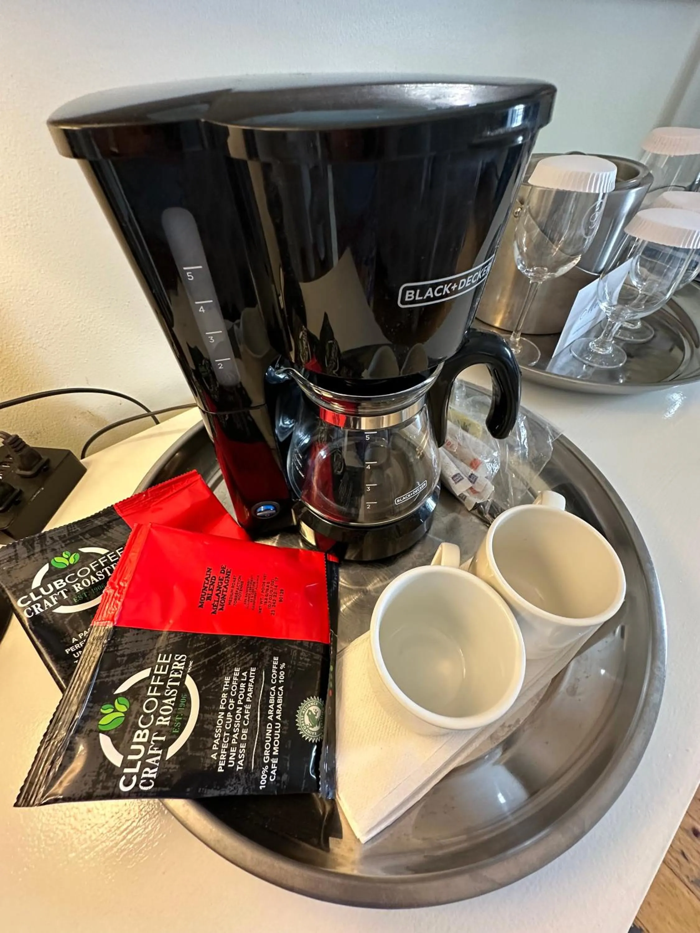 Coffee/tea facilities in Goéliche hotel et appartement