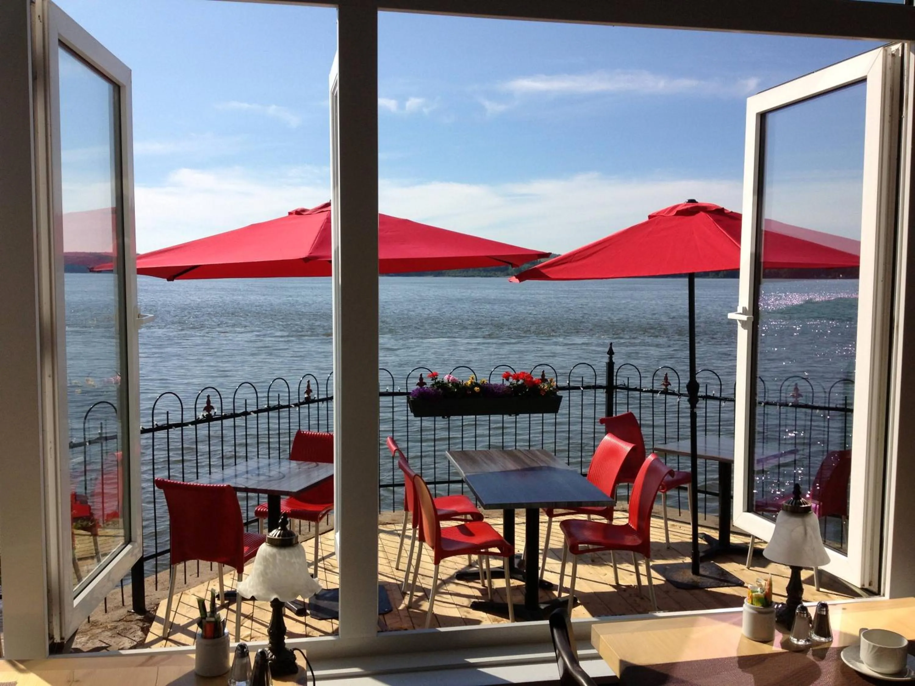 Patio in Goéliche hotel et appartement