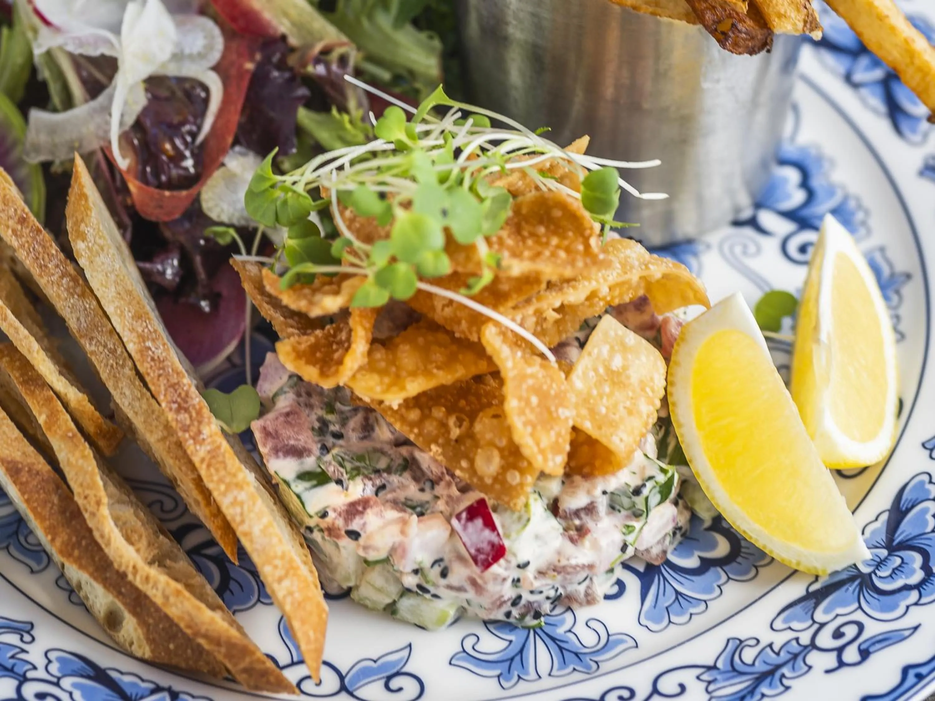 Restaurant/places to eat in Goéliche hotel et appartement