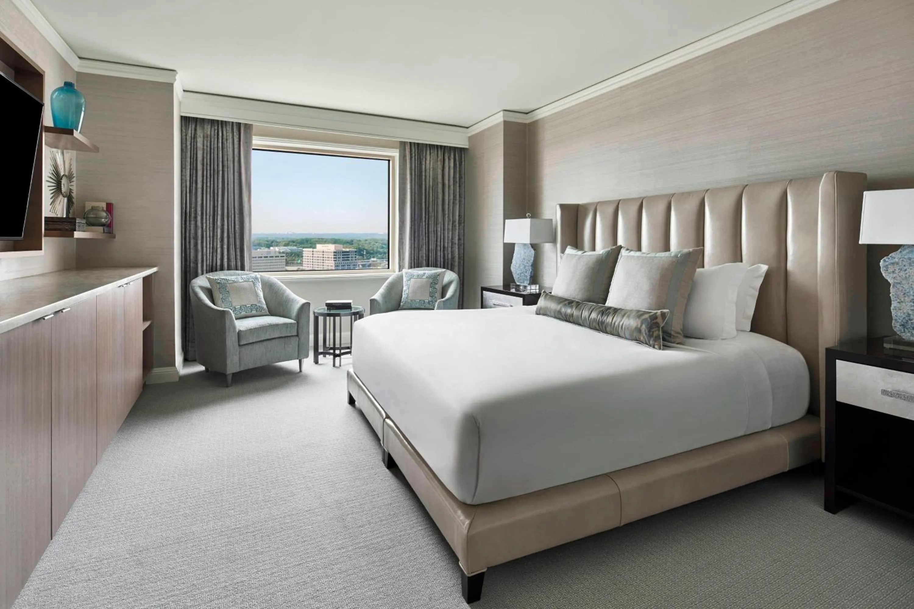 Bedroom, Bed in The Ritz-Carlton, Tysons Corner