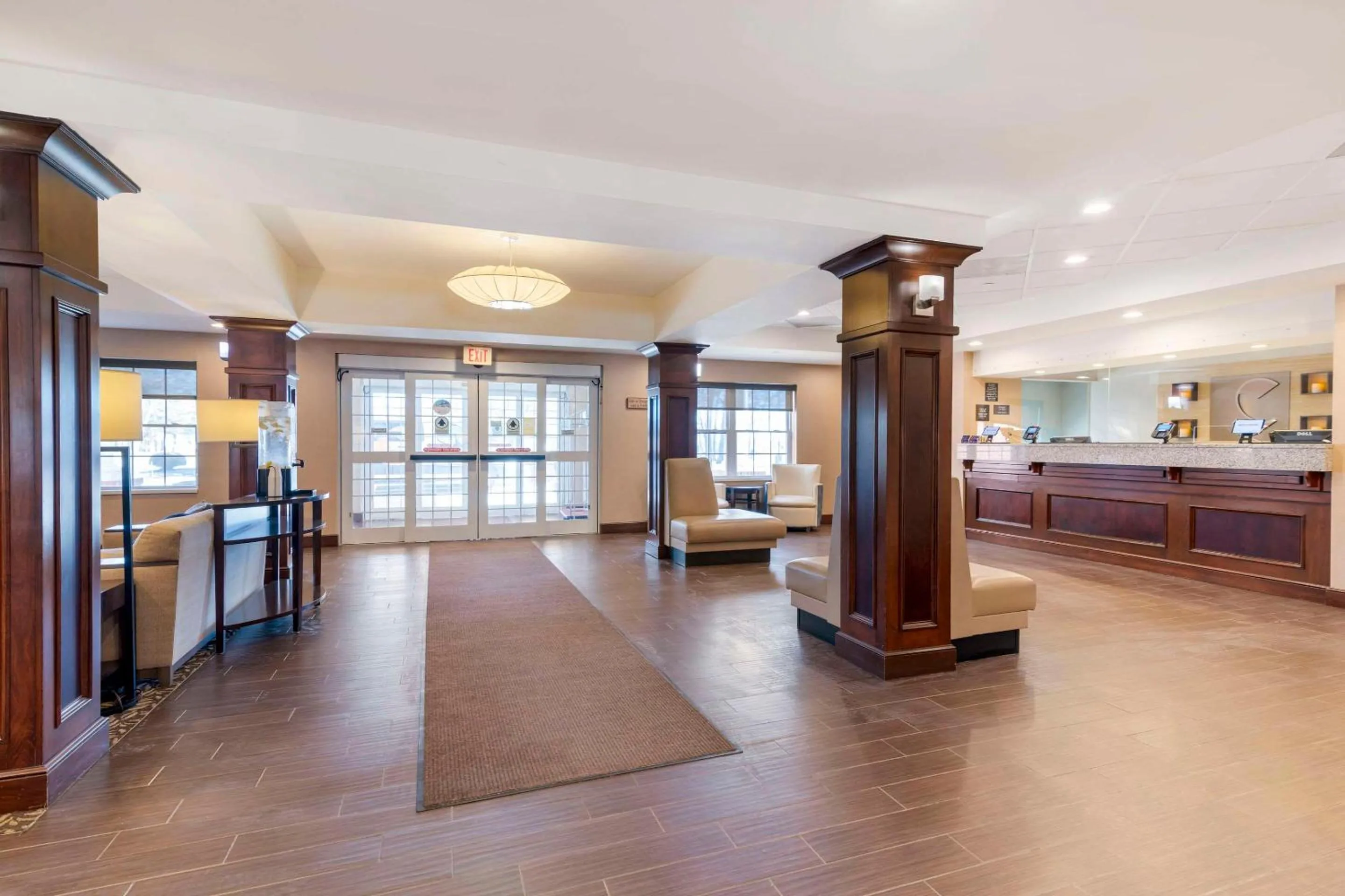 Lobby or reception in Comfort Inn & Suites Dover-Portsmouth