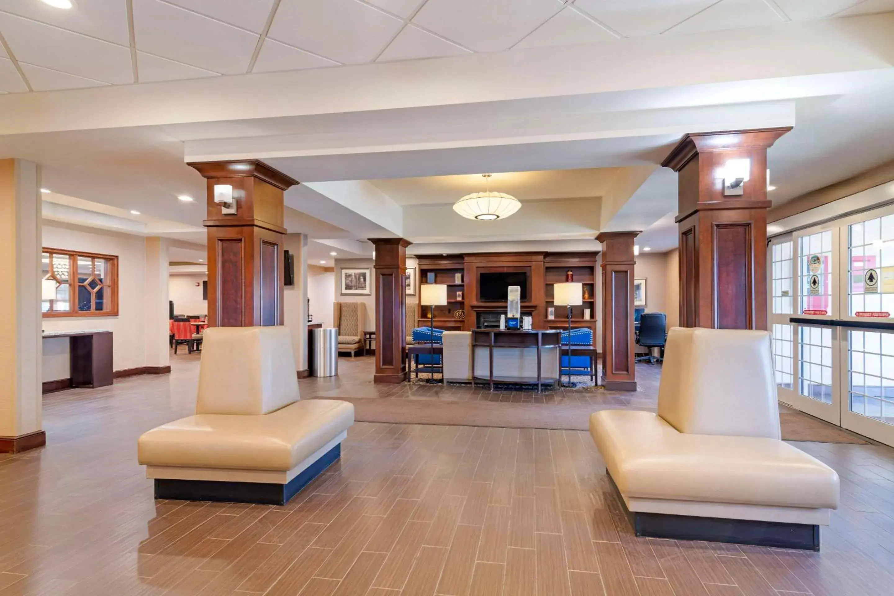 Lobby or reception in Comfort Inn & Suites Dover-Portsmouth Lobby or reception in Comfort Inn & Suites Dover-Portsmouth