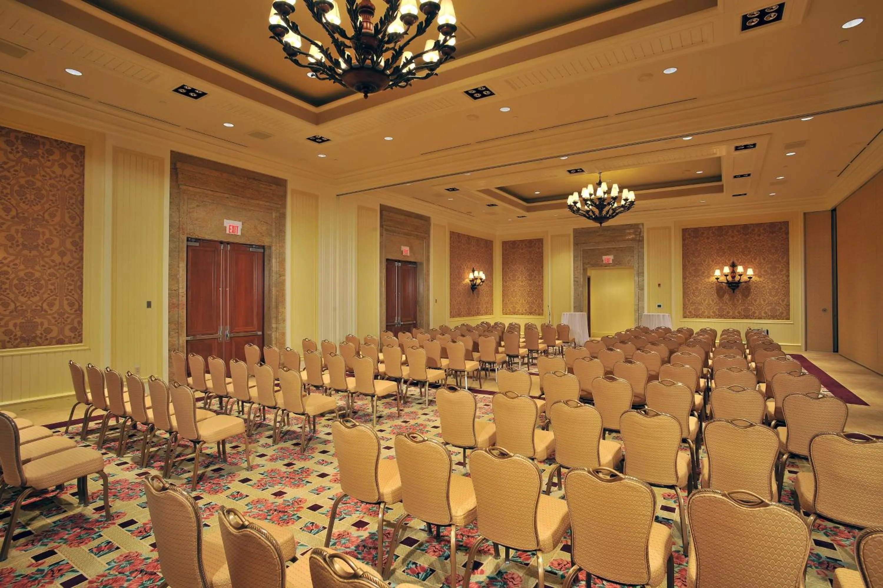 Entertainment in JW Marriott The Rosseau Muskoka Resort & Spa