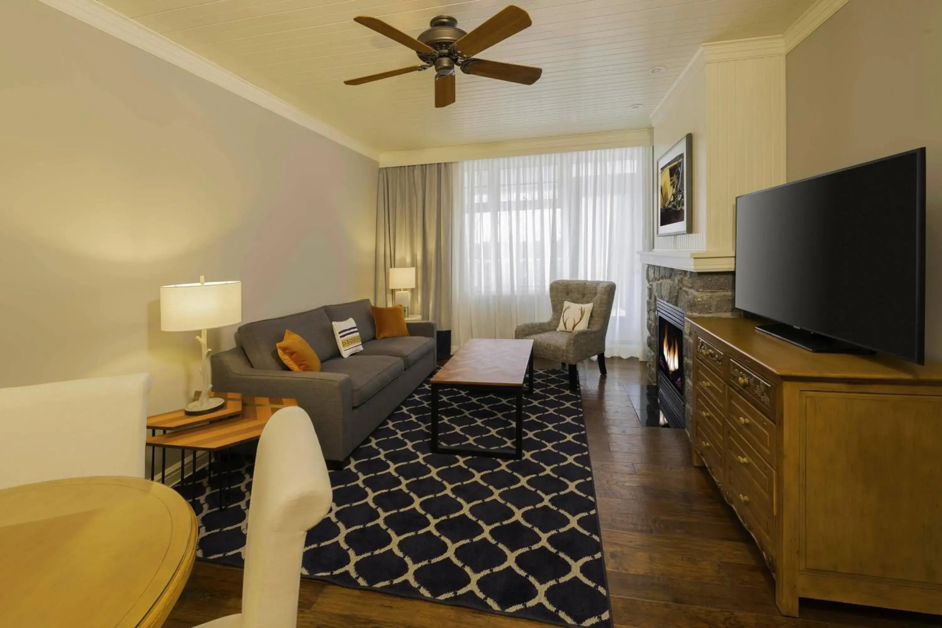 1 Bedroom Suite 1 King, Sofa Bed, Non Lake view, Fireplace, Balcony in JW Marriott The Rosseau Muskoka Resort & Spa 1 Bedroom Suite 1 King, Sofa Bed, Non Lake view, Fireplace, Balcony in JW Marriott The Rosseau Muskoka Resort & Spa