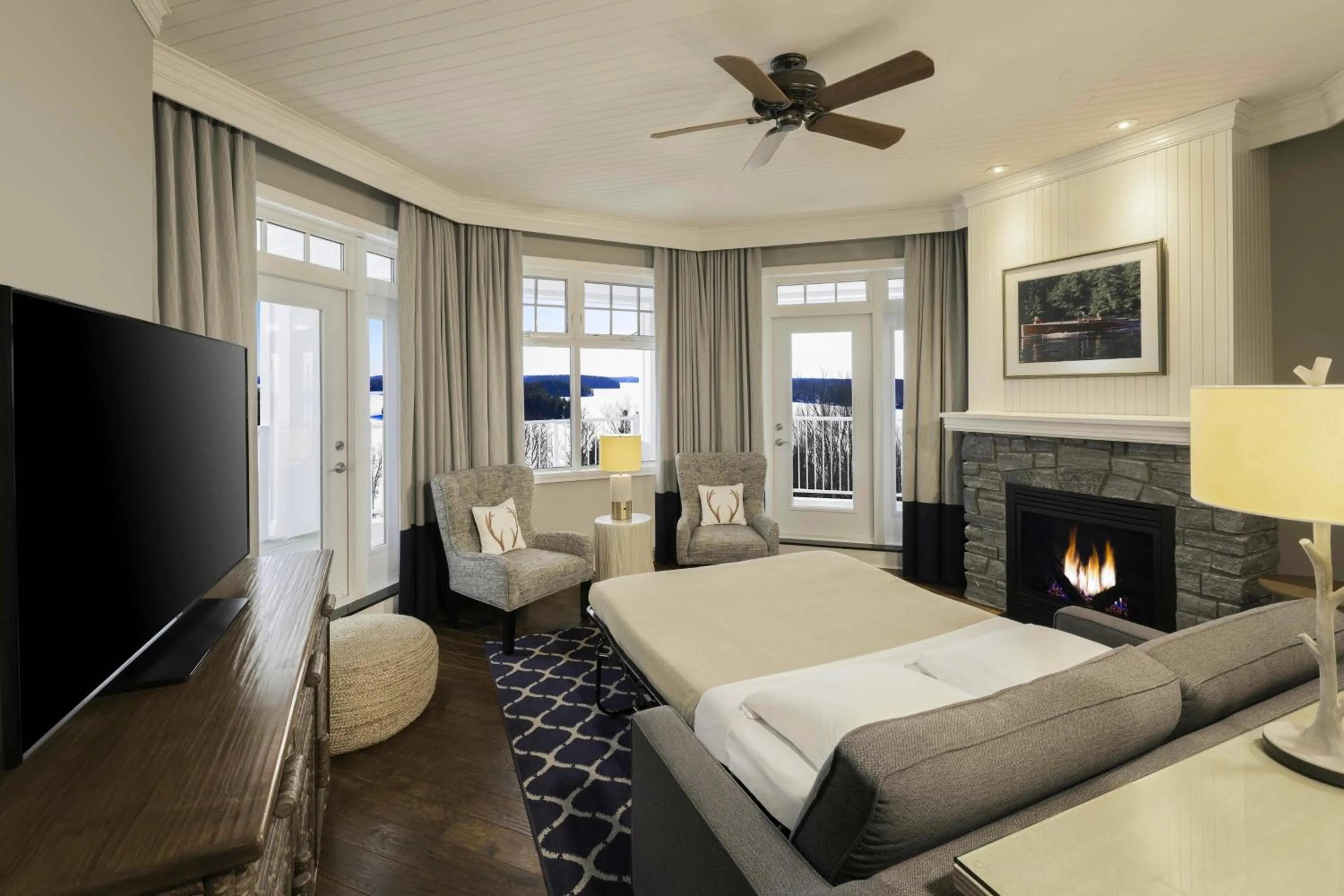 Bedroom in JW Marriott The Rosseau Muskoka Resort & Spa