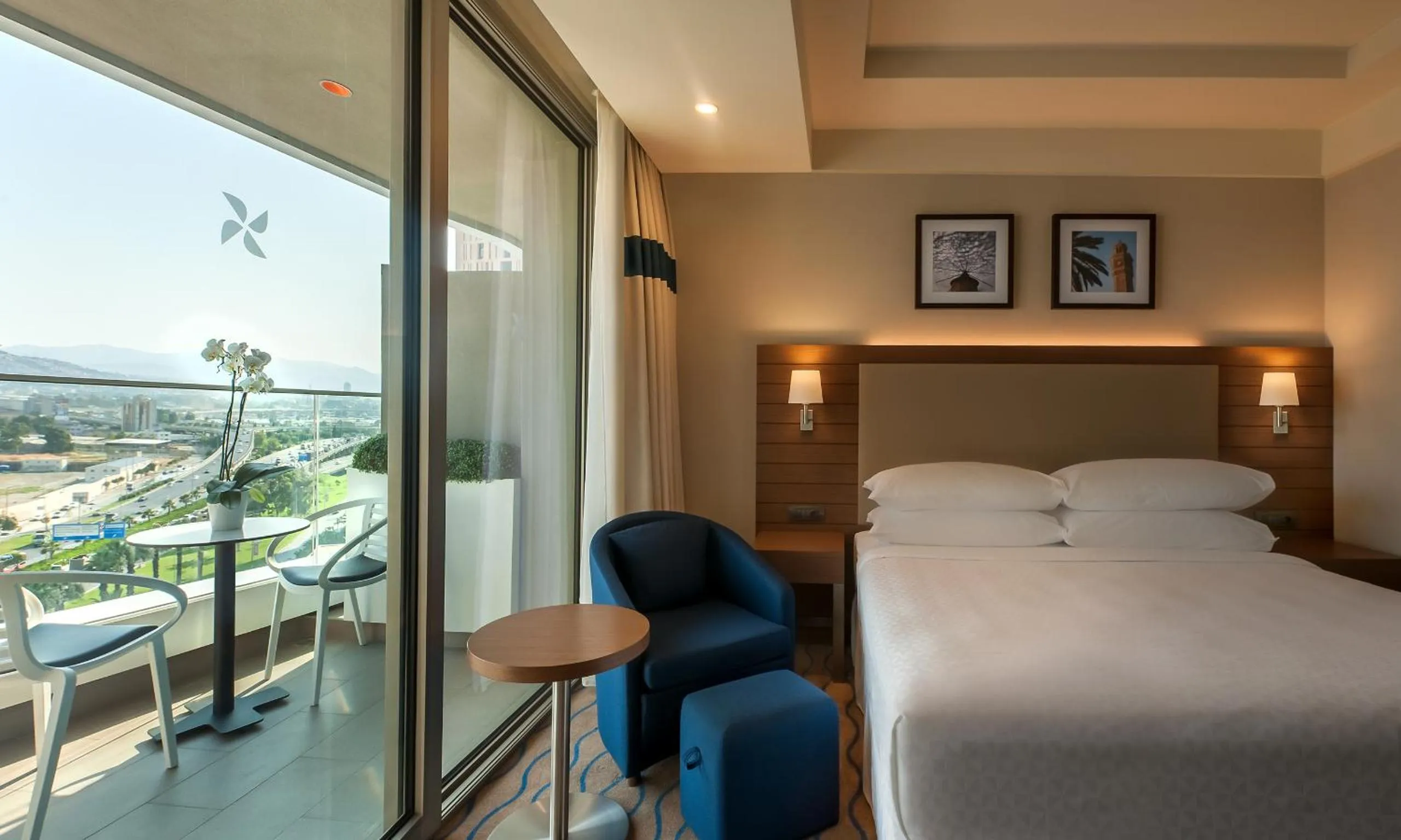 View (from property/room), Bed in Four Points by Sheraton Izmir