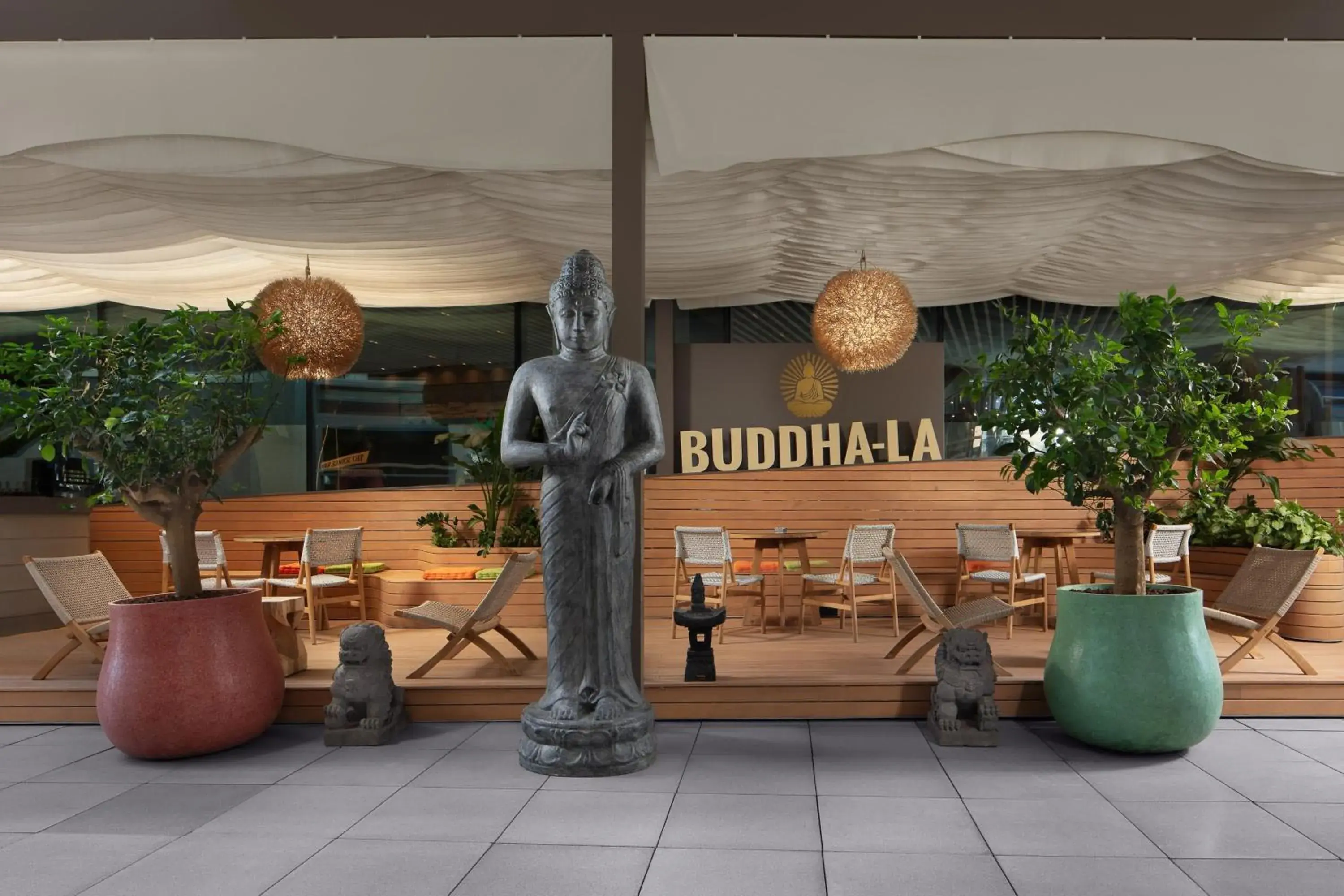 Restaurant/places to eat in Four Points by Sheraton Izmir Restaurant/places to eat in Four Points by Sheraton Izmir