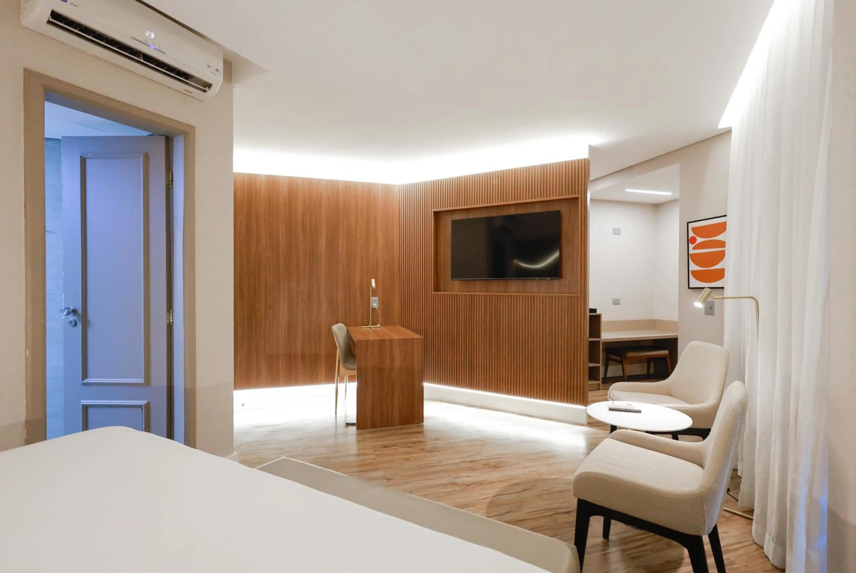 Living room, Bed in Radisson Oscar Freire