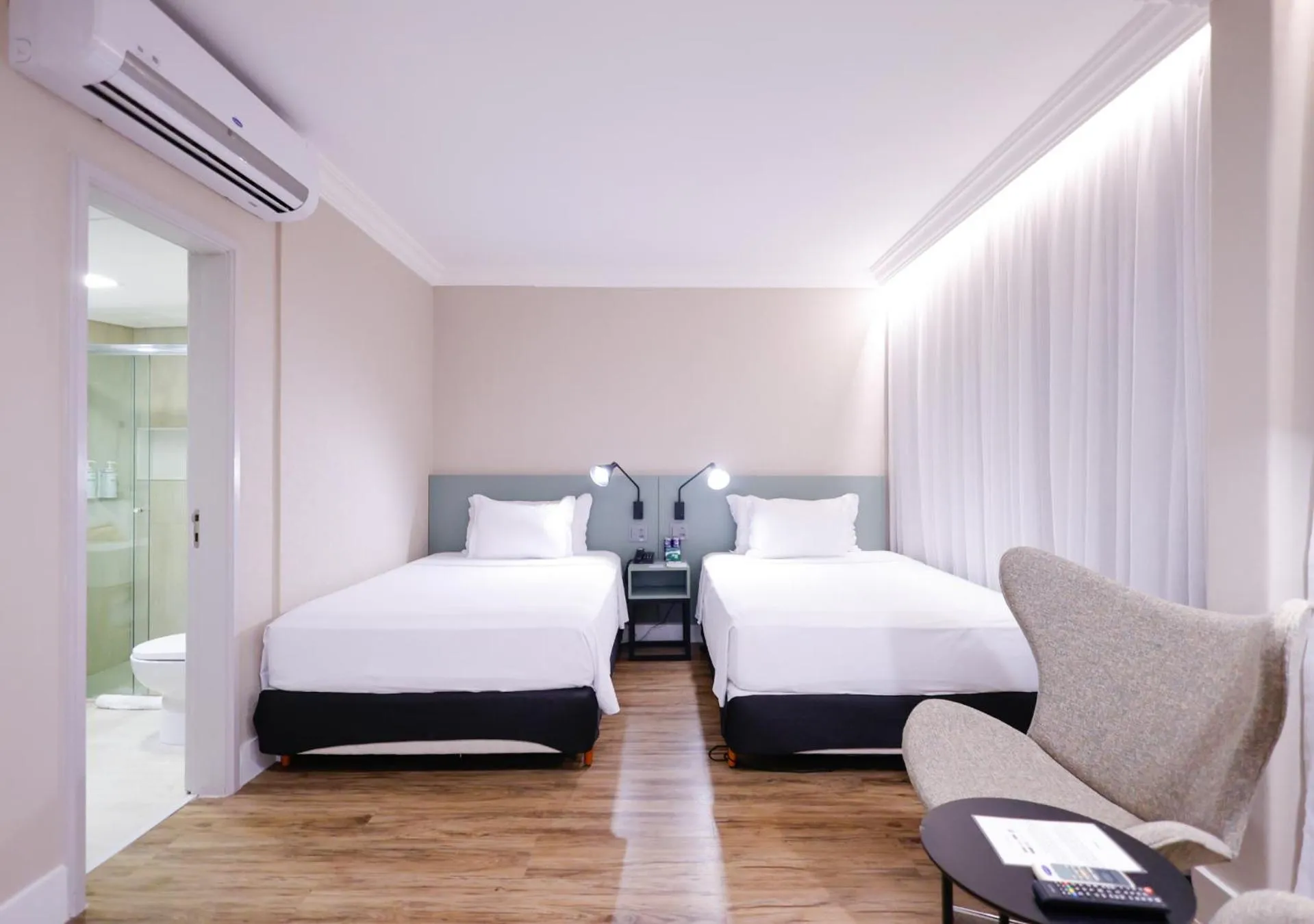 Bed in Radisson Oscar Freire