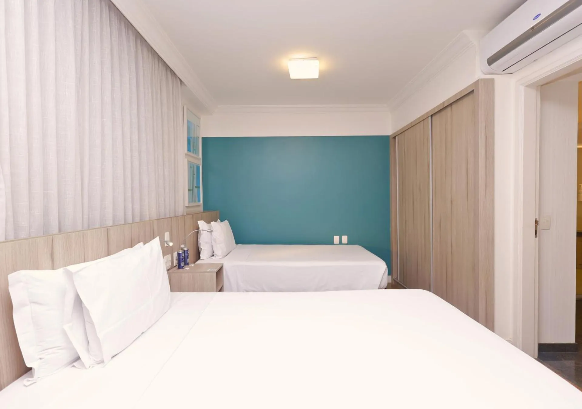 Bed in Radisson Oscar Freire