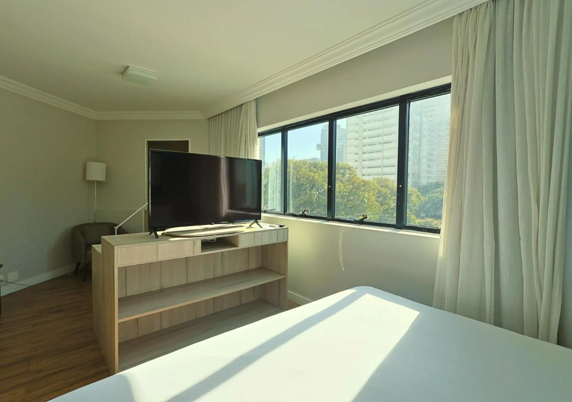 Bed in Radisson Oscar Freire