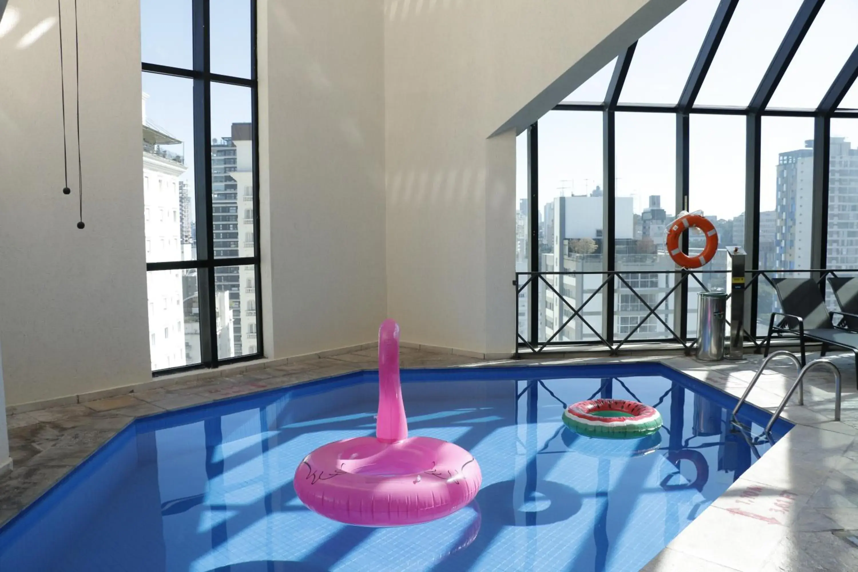 Swimming pool in Radisson Oscar Freire Swimming pool in Radisson Oscar Freire