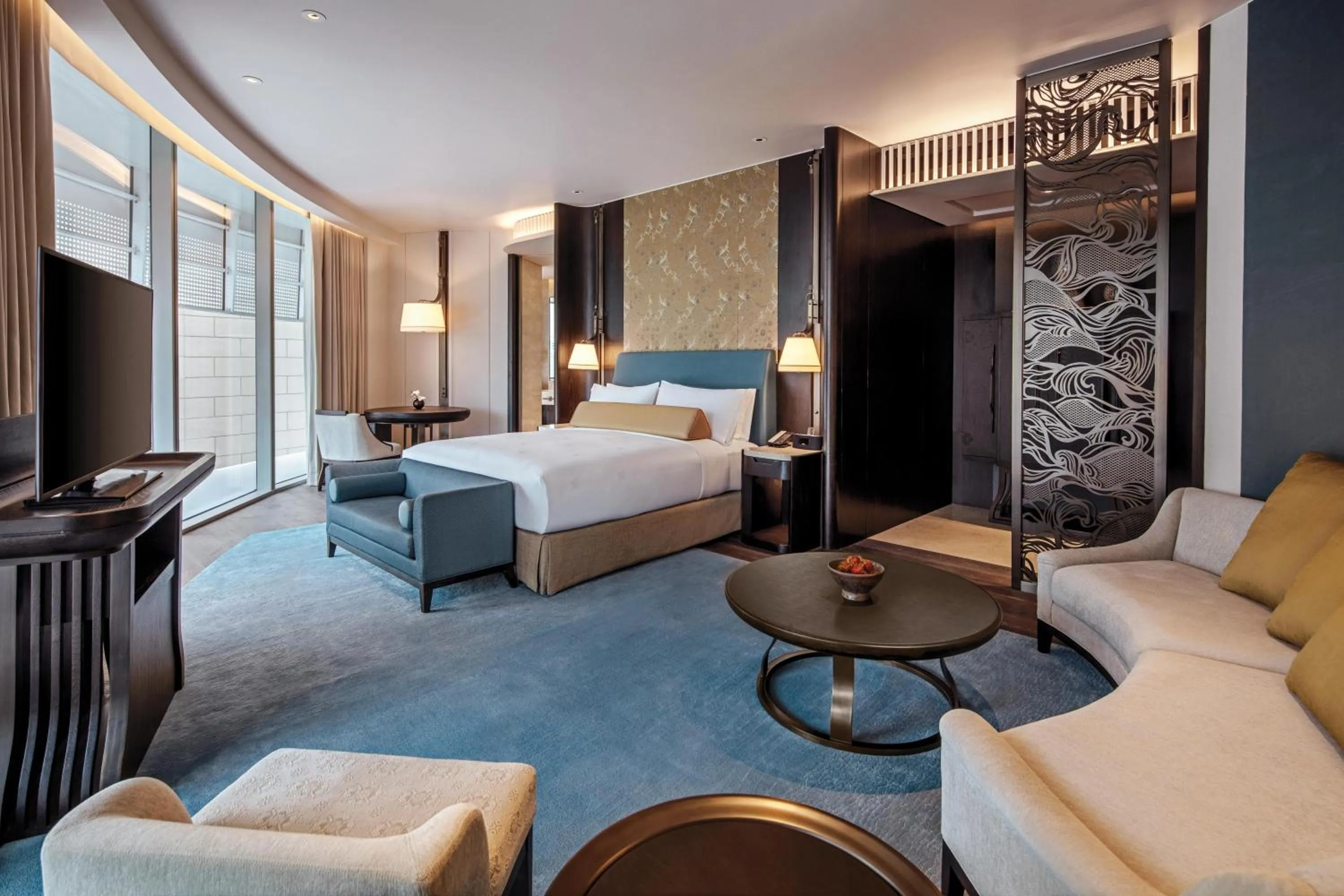 Bed in Waldorf Astoria Bangkok