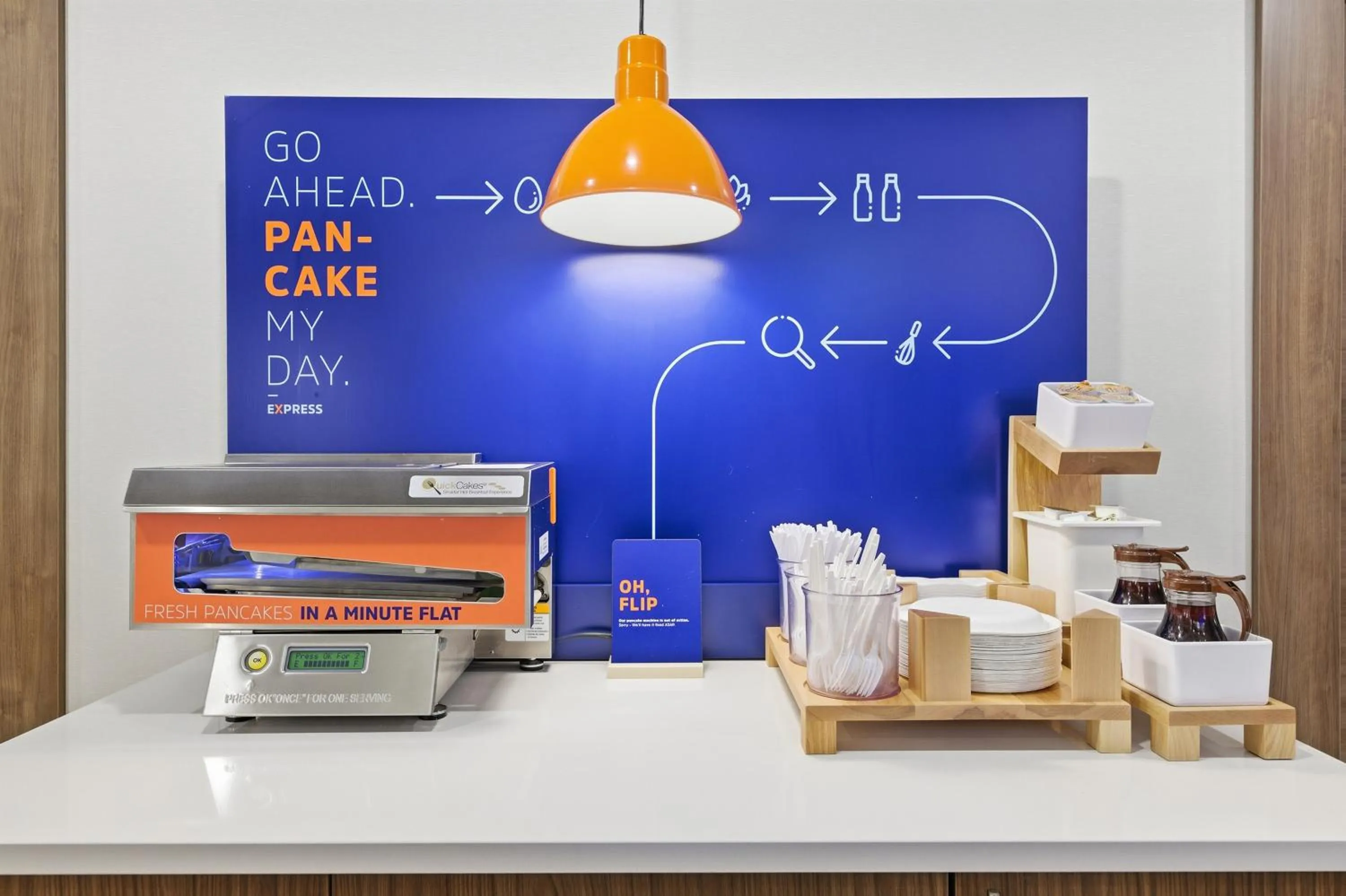 Breakfast in Holiday Inn Express & Suites Raleigh West - Lenovo Center by IHG