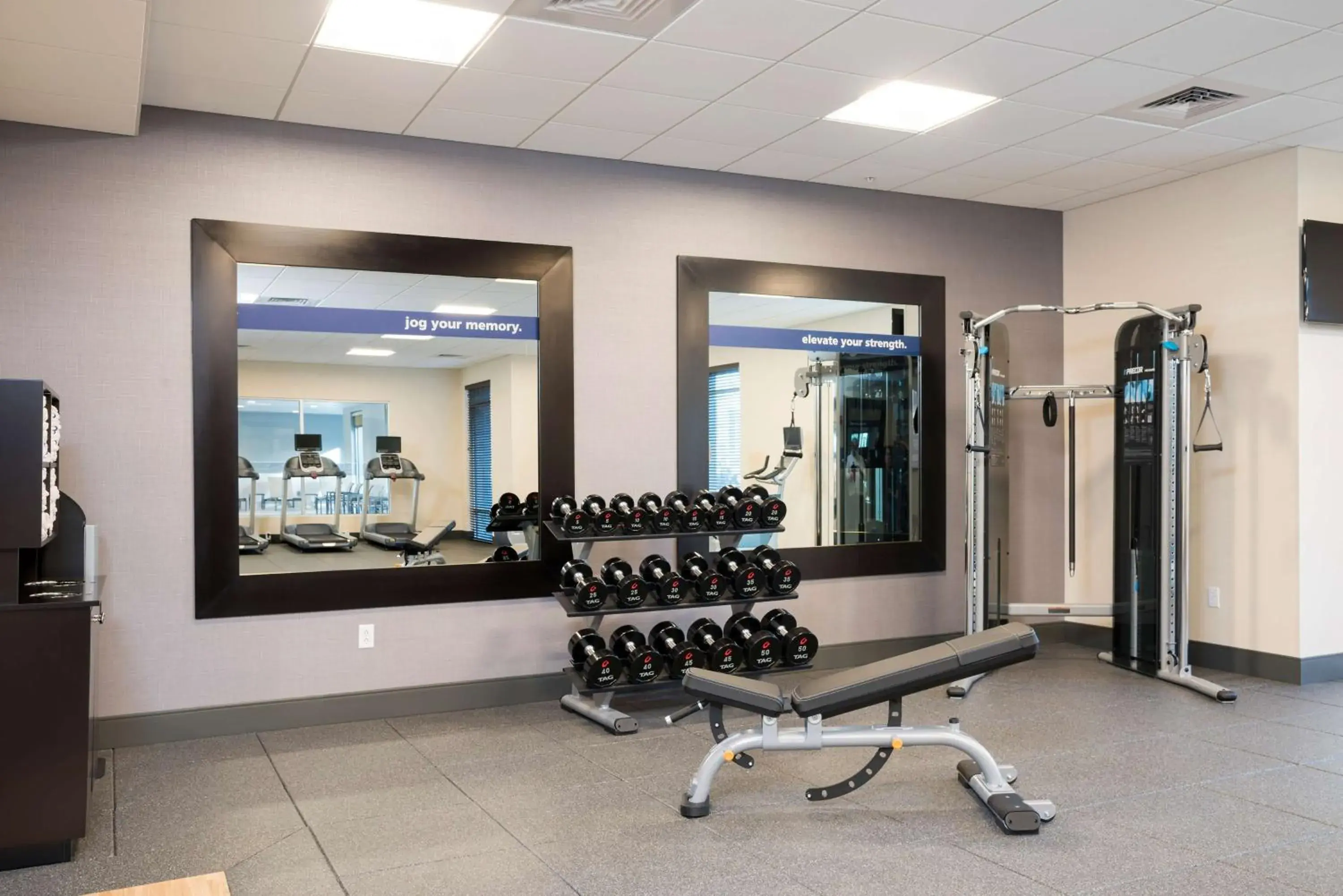 Fitness centre/facilities in Hampton Inn & Suites Indianapolis-Keystone, IN Fitness centre/facilities in Hampton Inn & Suites Indianapolis-Keystone, IN
