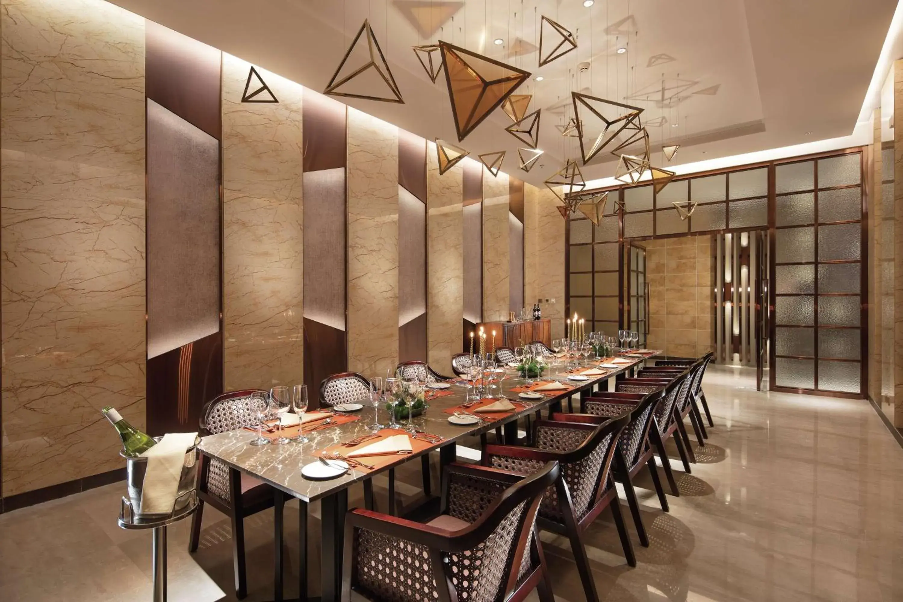 Restaurant/places to eat in Hilton Shenyang Restaurant/places to eat in Hilton Shenyang