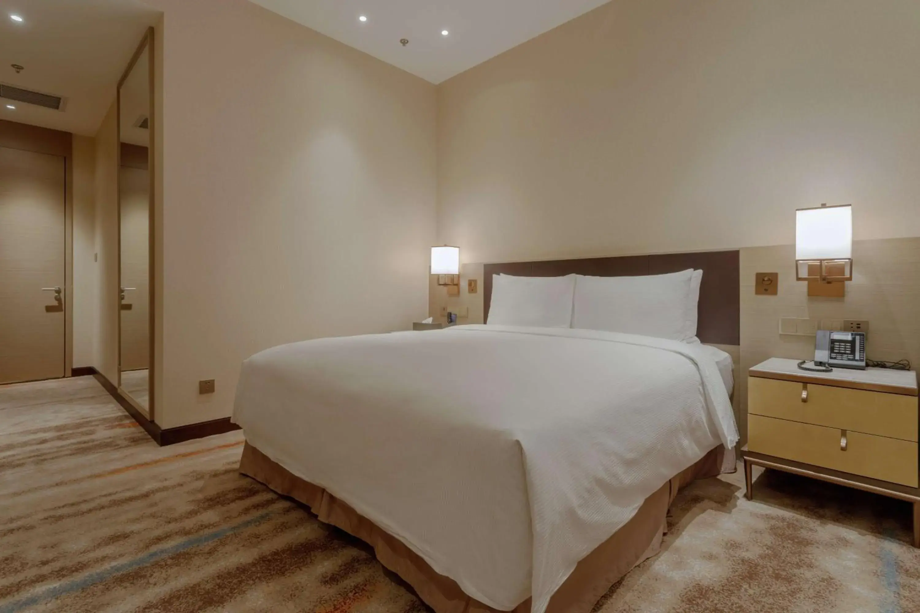 Bed in Hilton Shenyang Bed in Hilton Shenyang