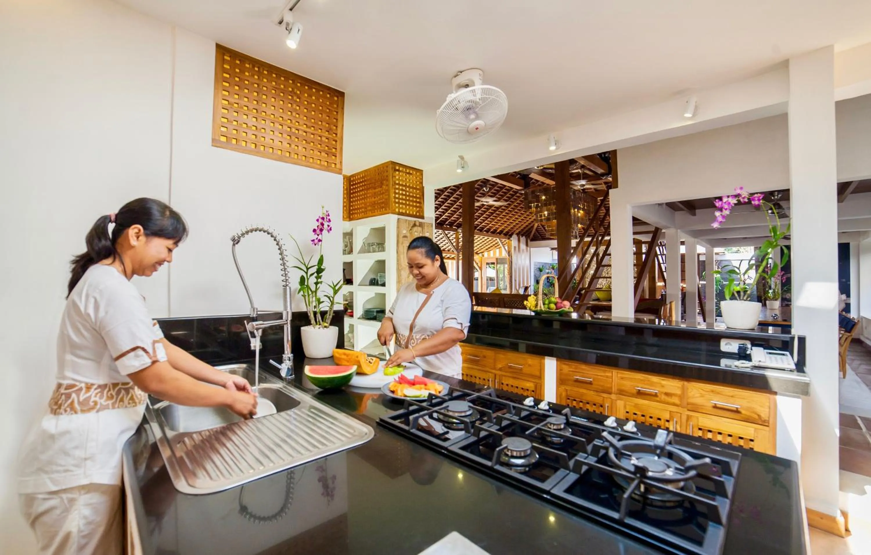 Kitchen or kitchenette in La Villa Des Sens
