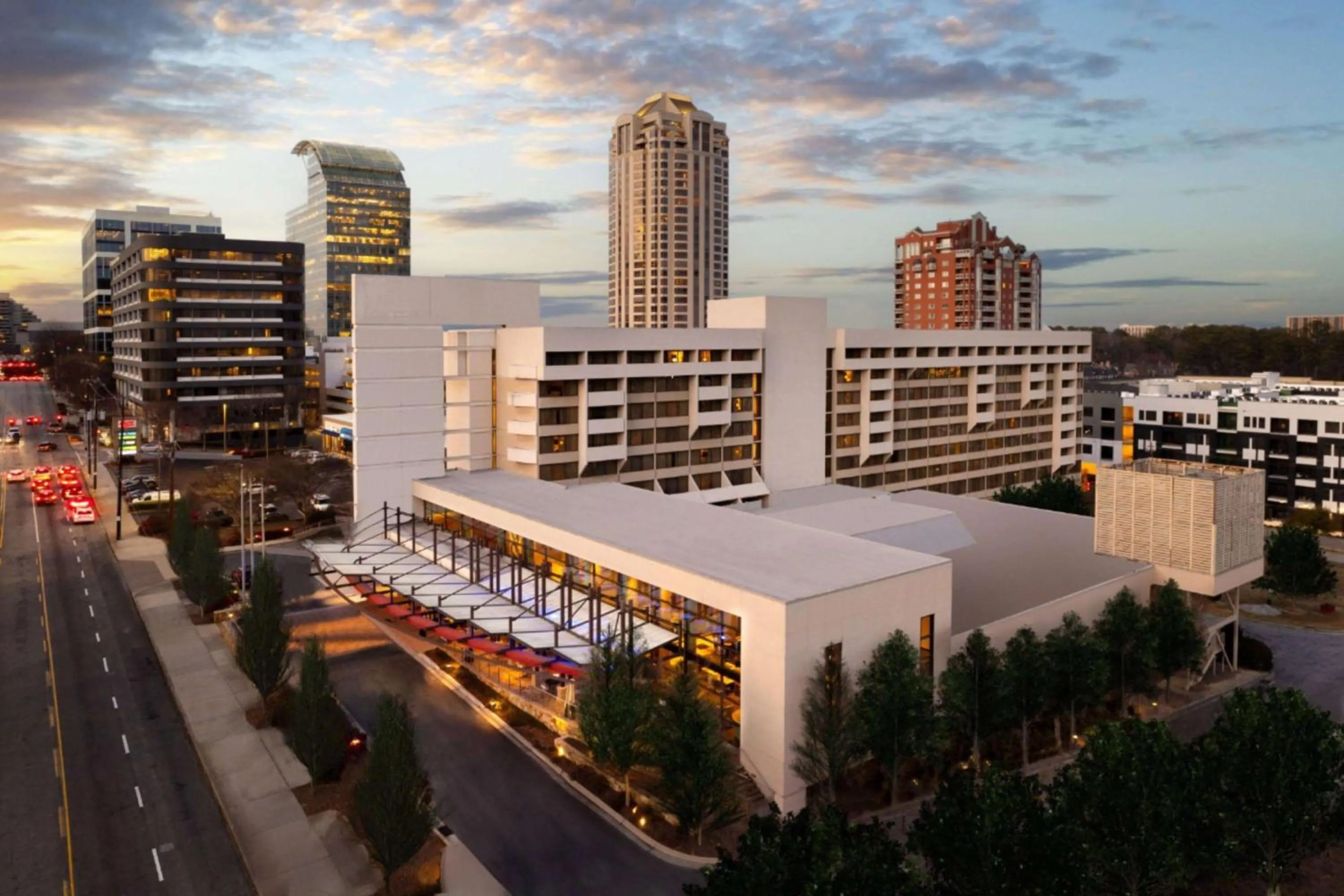 Property building in Wyndham Atlanta Buckhead Hotel & Conference Center