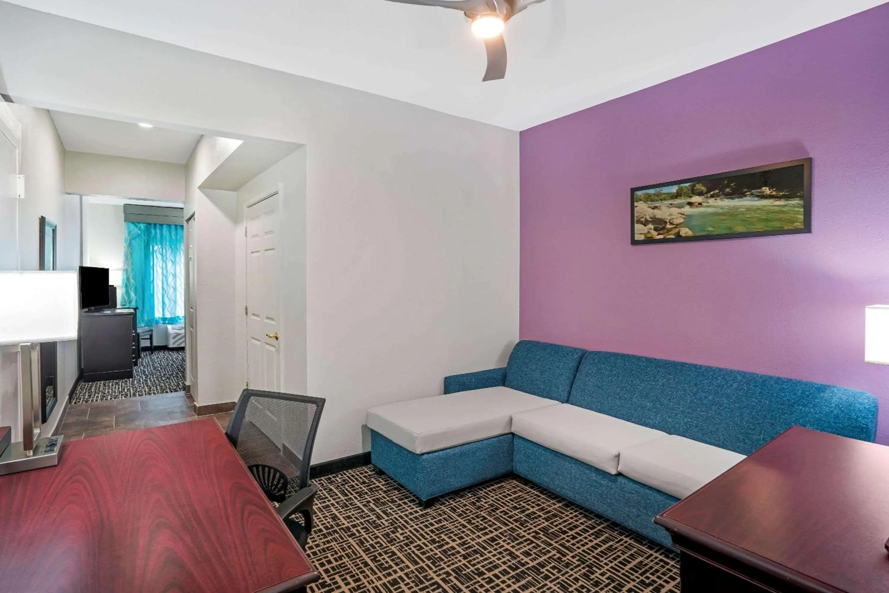 Photo of the whole room in La Quinta by Wyndham Cookeville