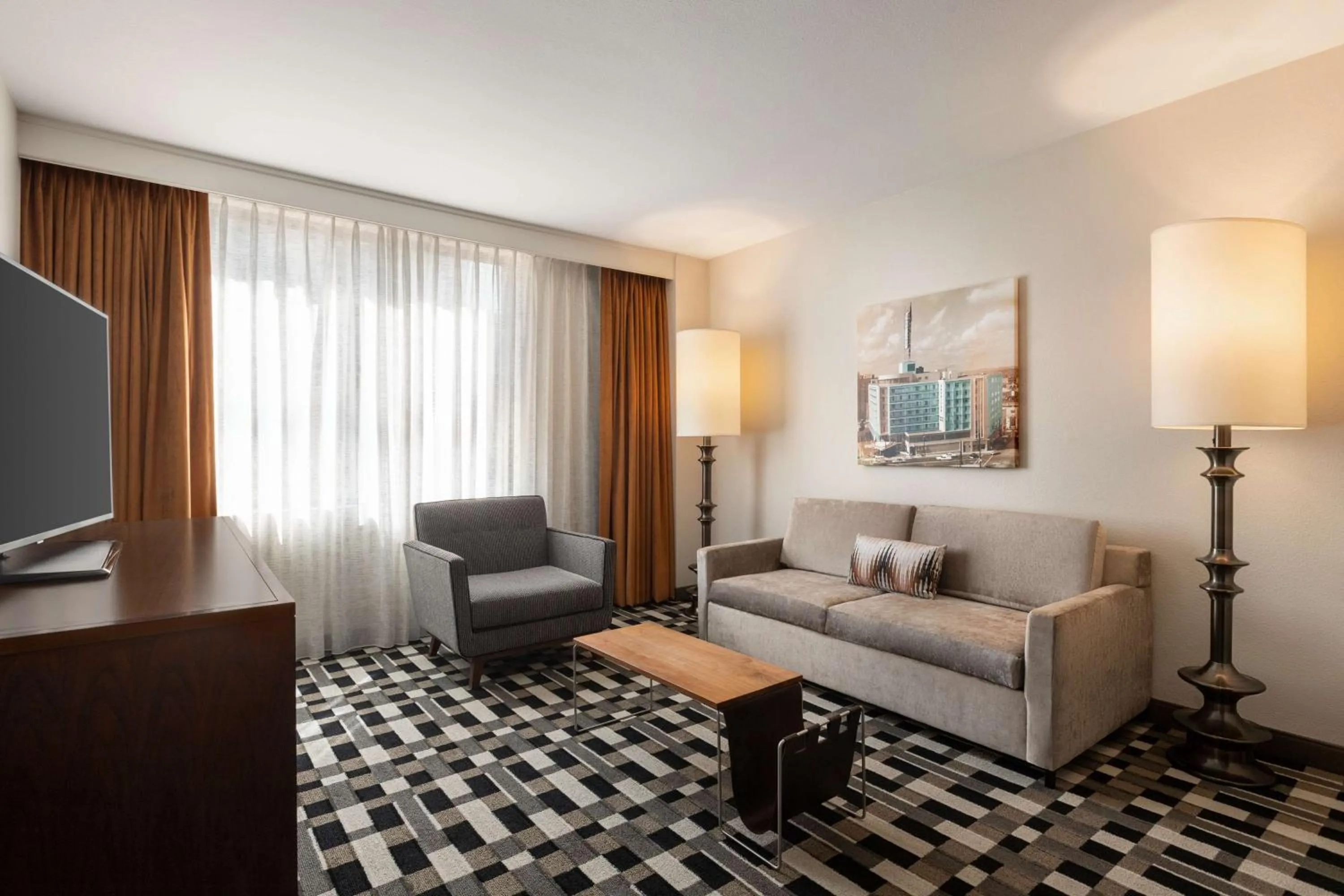 TV and multimedia in The American Hotel Atlanta Downtown-a Doubletree by Hilton