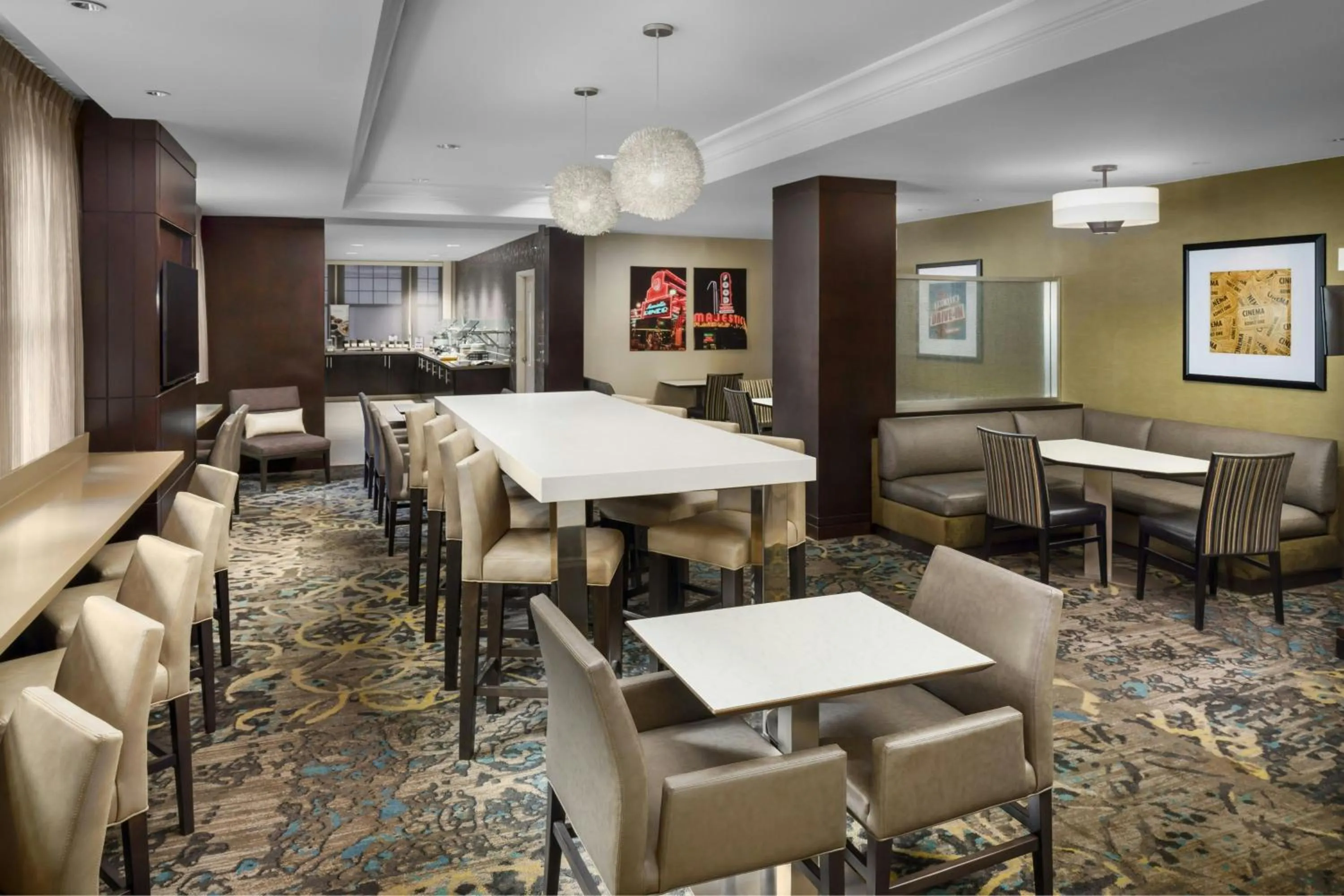 Restaurant/places to eat in Residence Inn by Marriott Atlanta Midtown/Georgia Tech