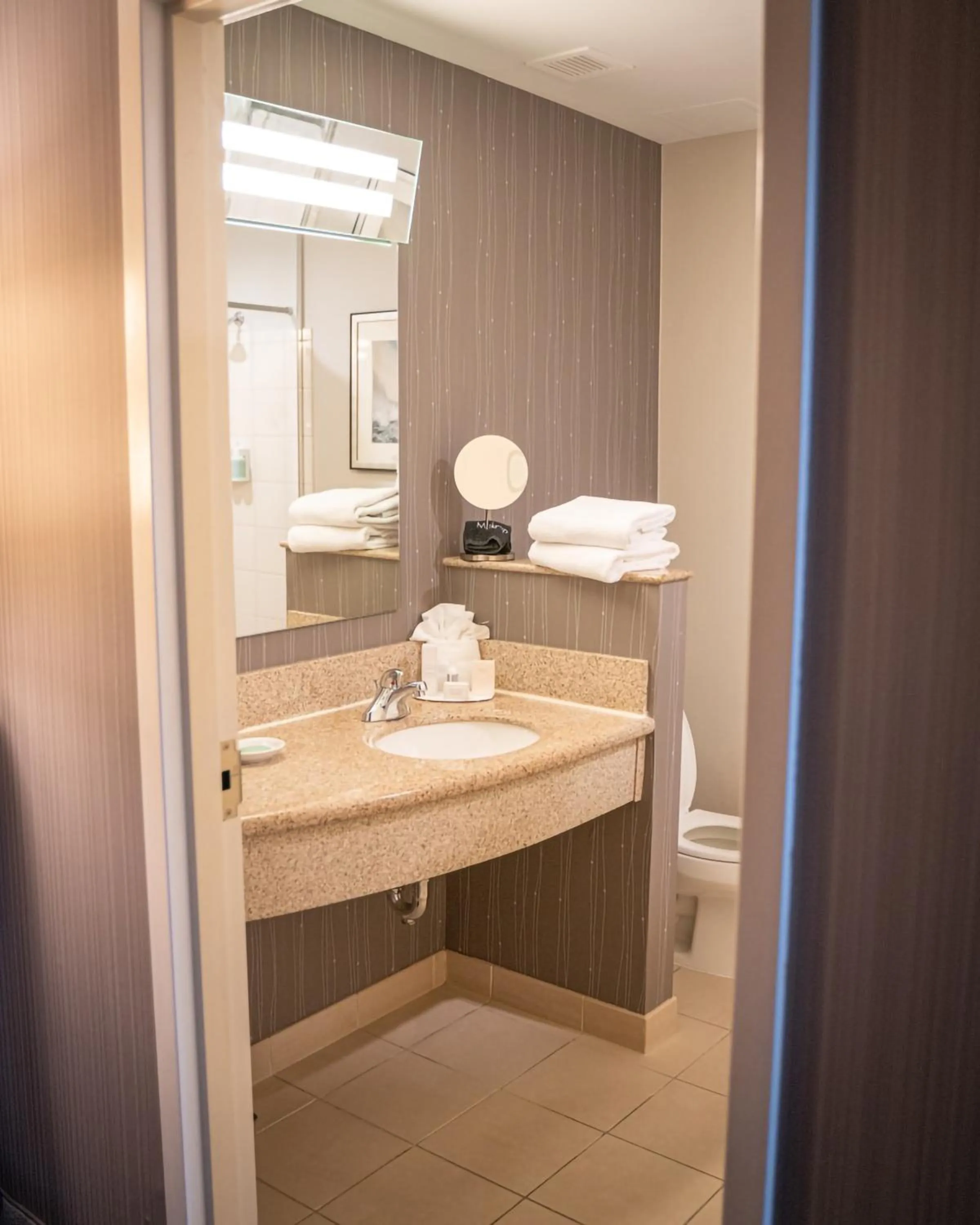 Bathroom in Courtyard Boston Copley Square