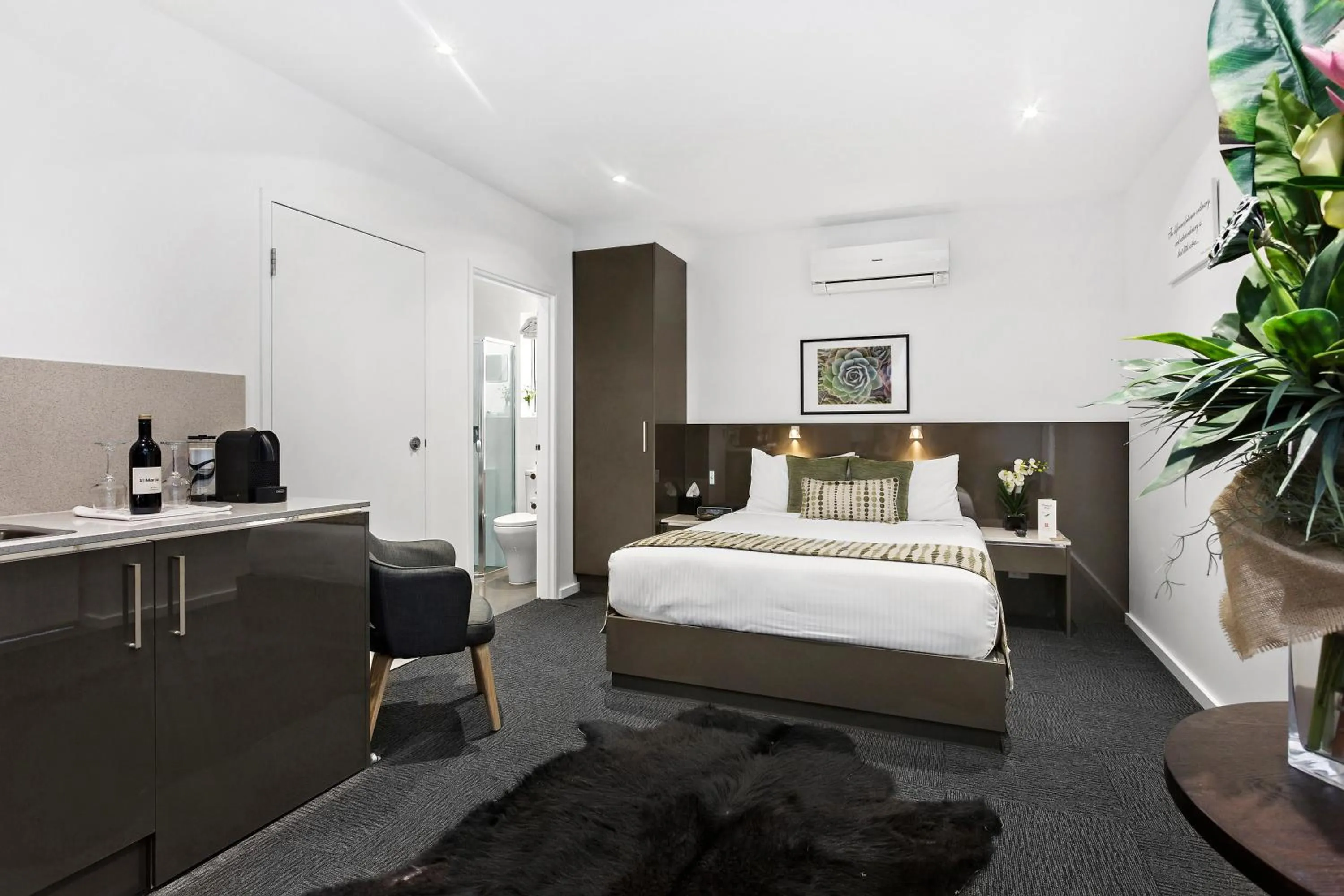 Photo of the whole room, Bed in North Adelaide Boutique Stays Accommodation