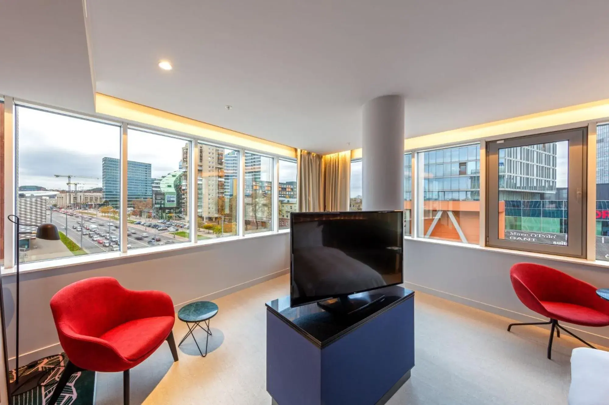 Quiet street view in Radisson Blu Hotel Lietuva Quiet street view in Radisson Blu Hotel Lietuva