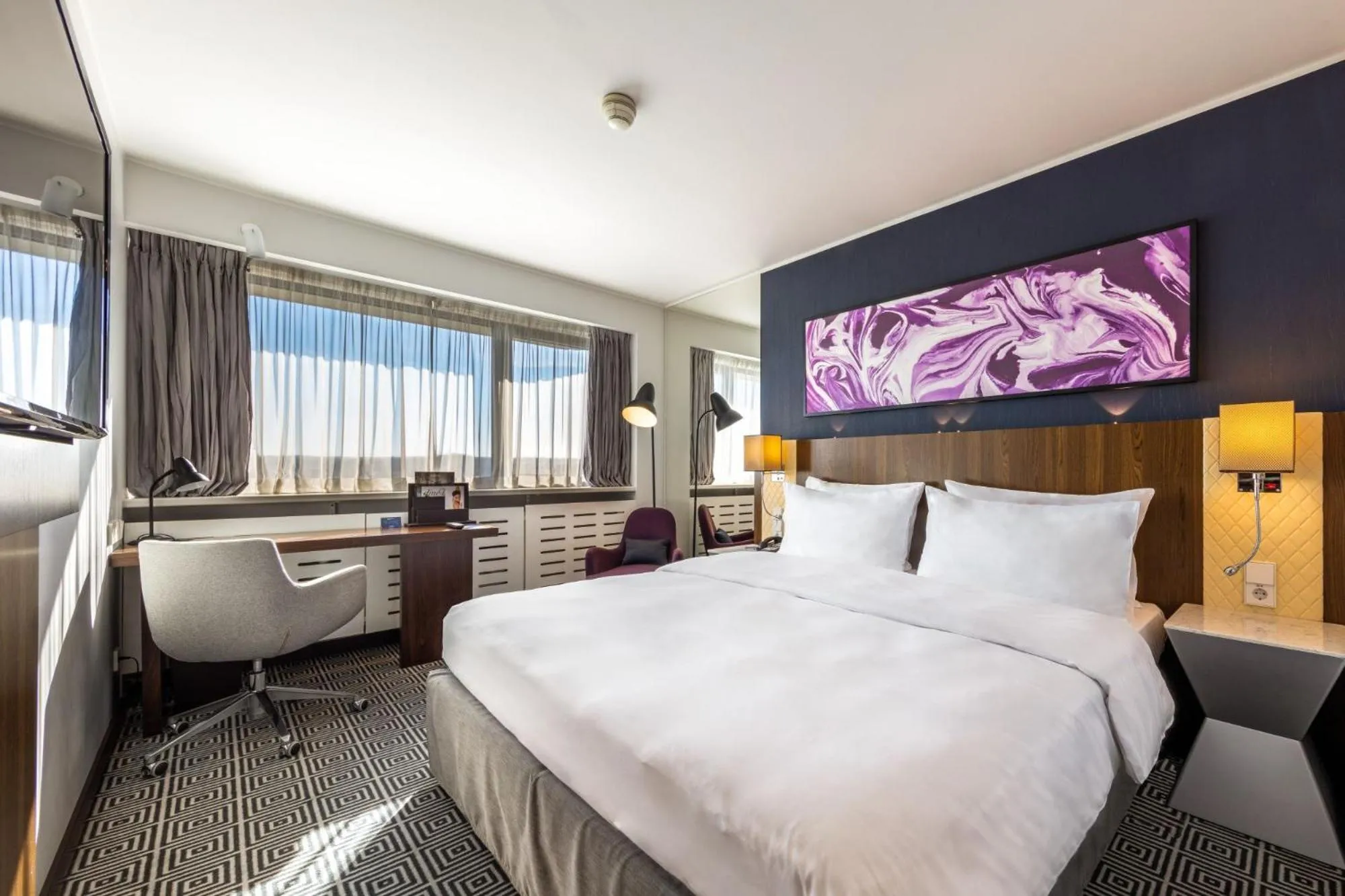 TV and multimedia, Bed in Radisson Blu Hotel Lietuva