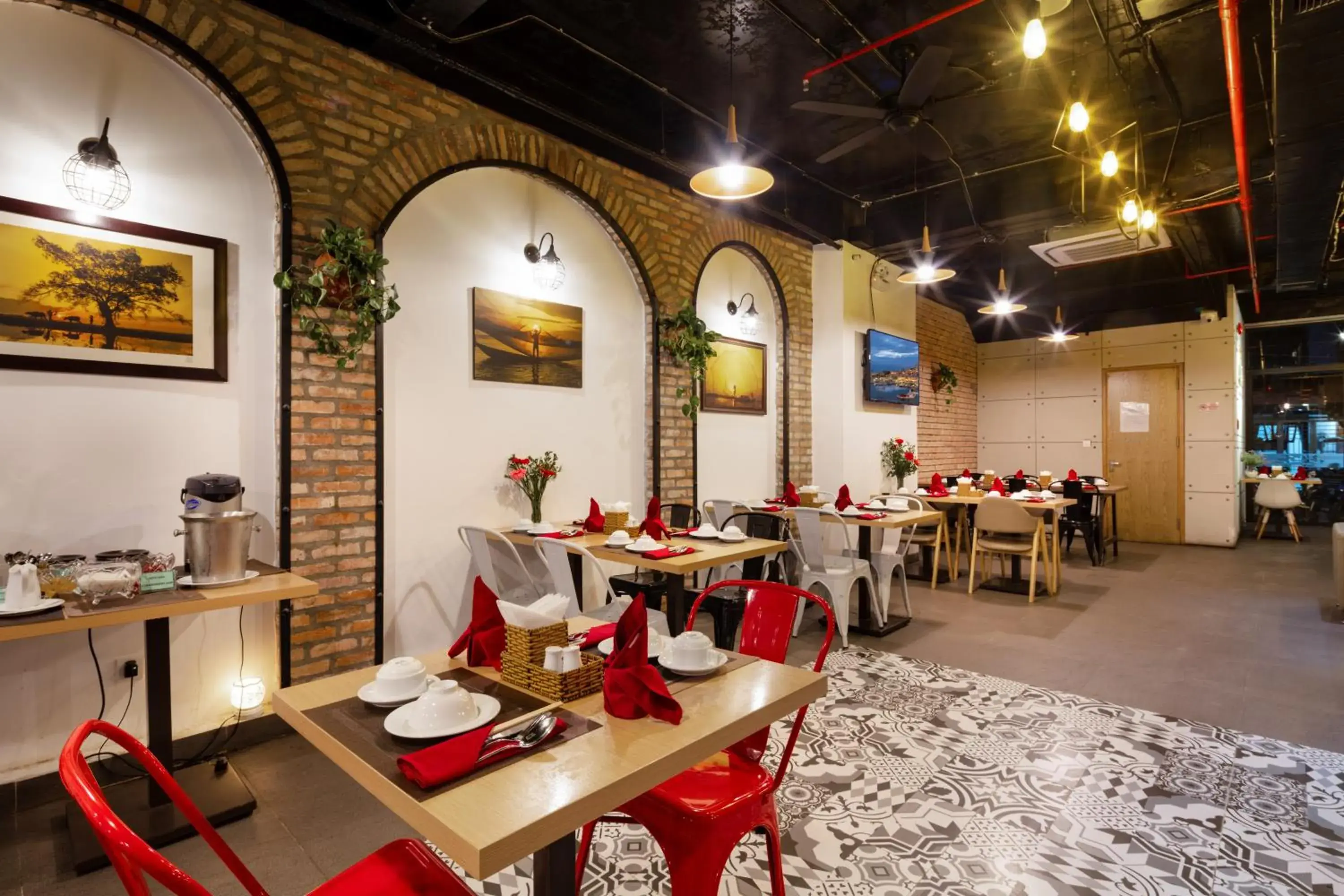 Restaurant/places to eat in Ale Nha Trang Hotel Restaurant/places to eat in Ale Nha Trang Hotel