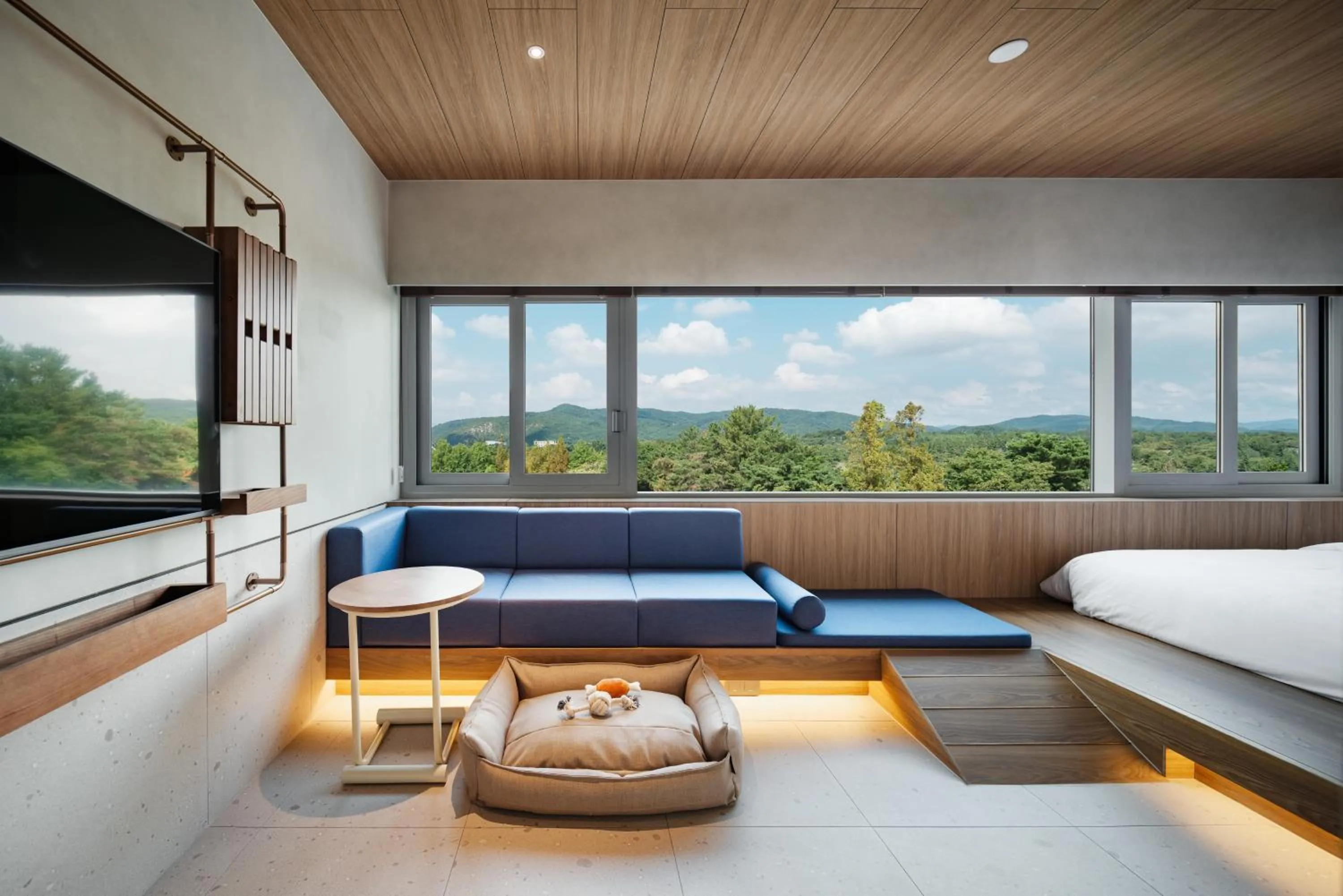 Decorative detail, Bed in Kinock