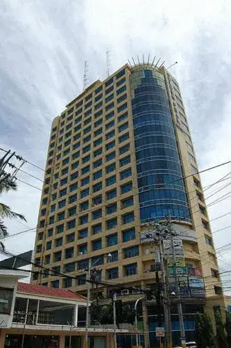 Property building in Golden Peak Hotel & Suites powered by Cocotel Property building in Golden Peak Hotel & Suites powered by Cocotel