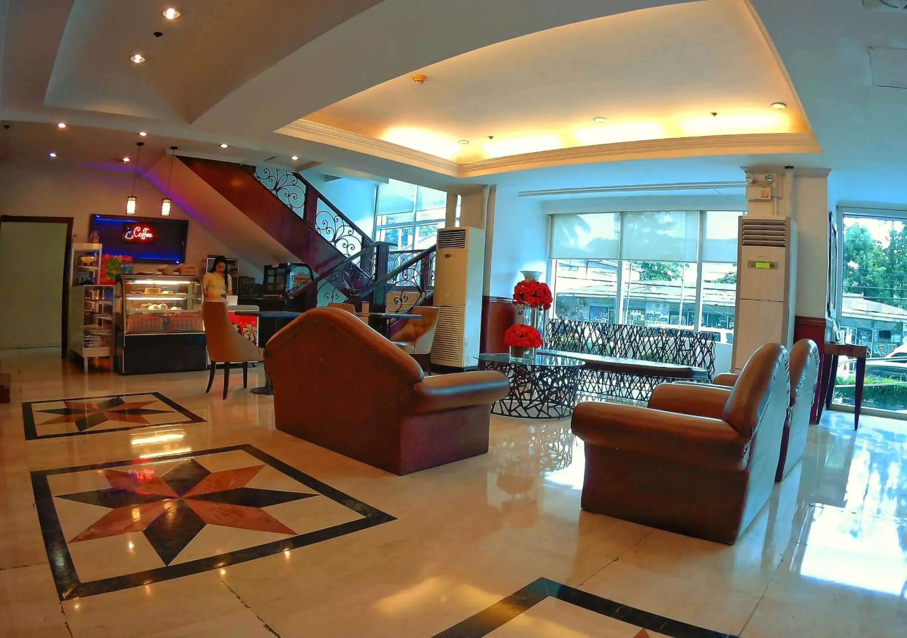 Lobby or reception in Golden Peak Hotel & Suites powered by Cocotel Lobby or reception in Golden Peak Hotel & Suites powered by Cocotel