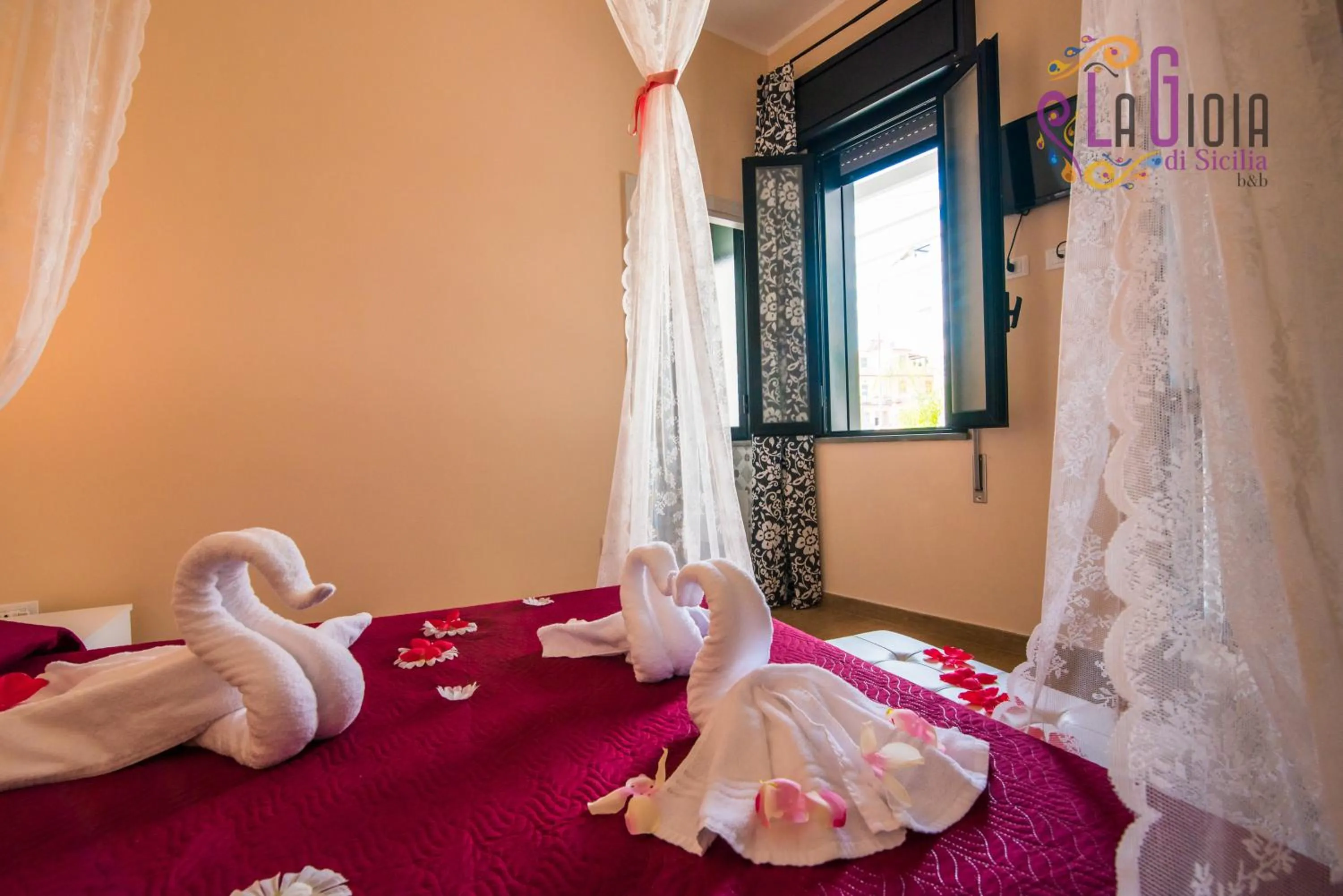Bed in La Gioia di Sicilia B&B
