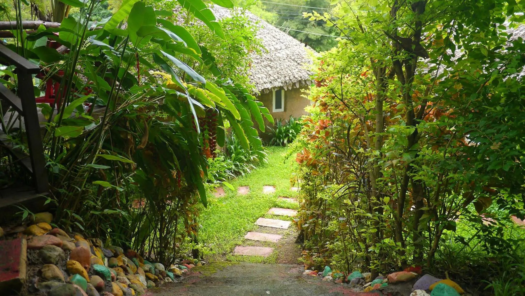 Property building in Pho Rak Nah Pai