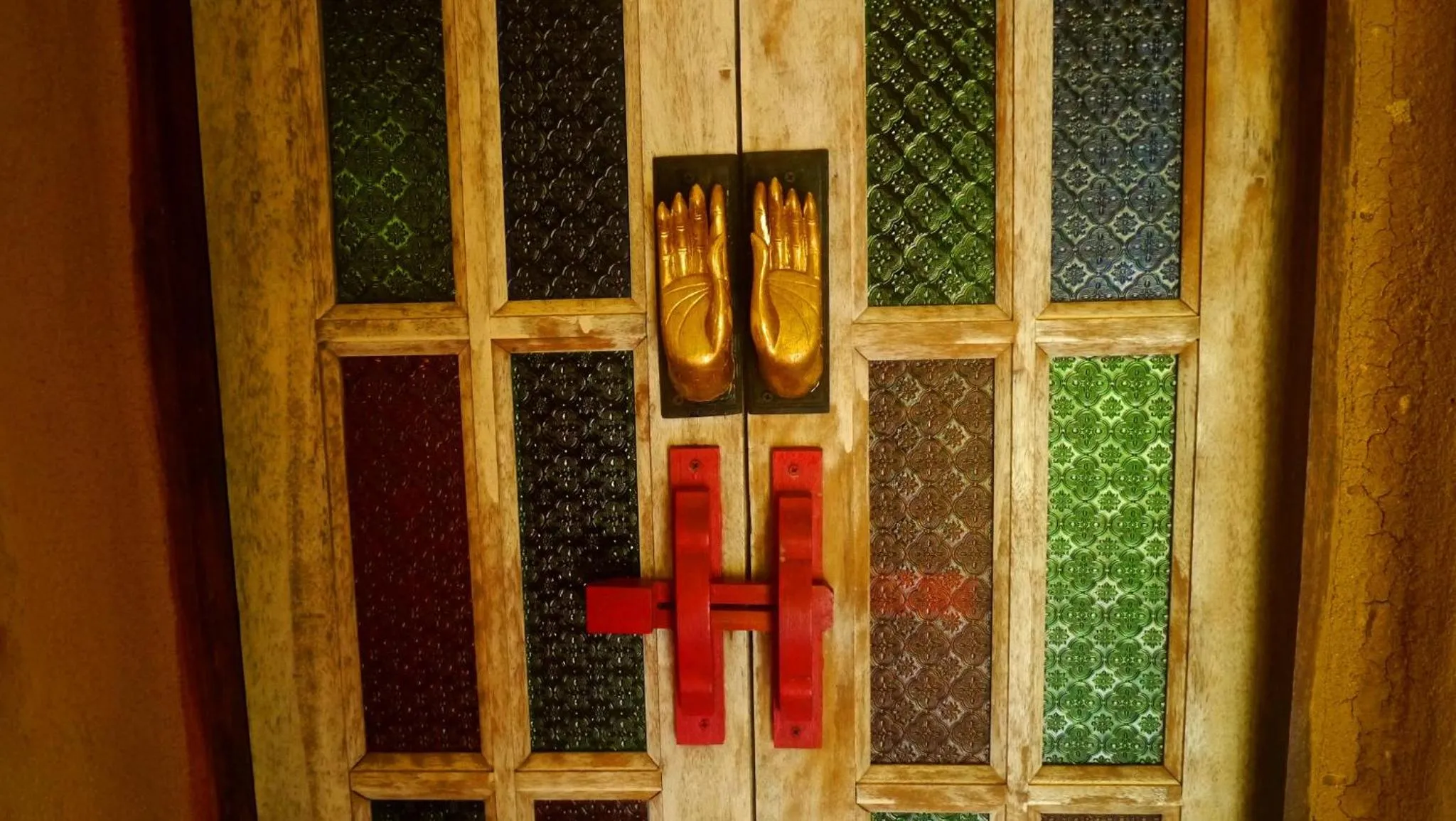 Decorative detail in Pho Rak Nah Pai