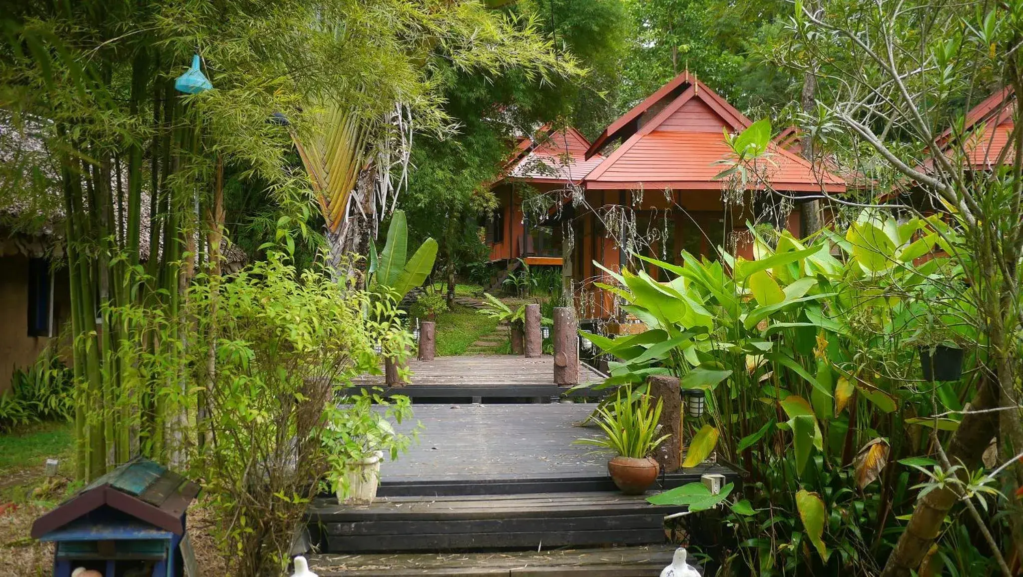 Property building in Pho Rak Nah Pai Property building in Pho Rak Nah Pai