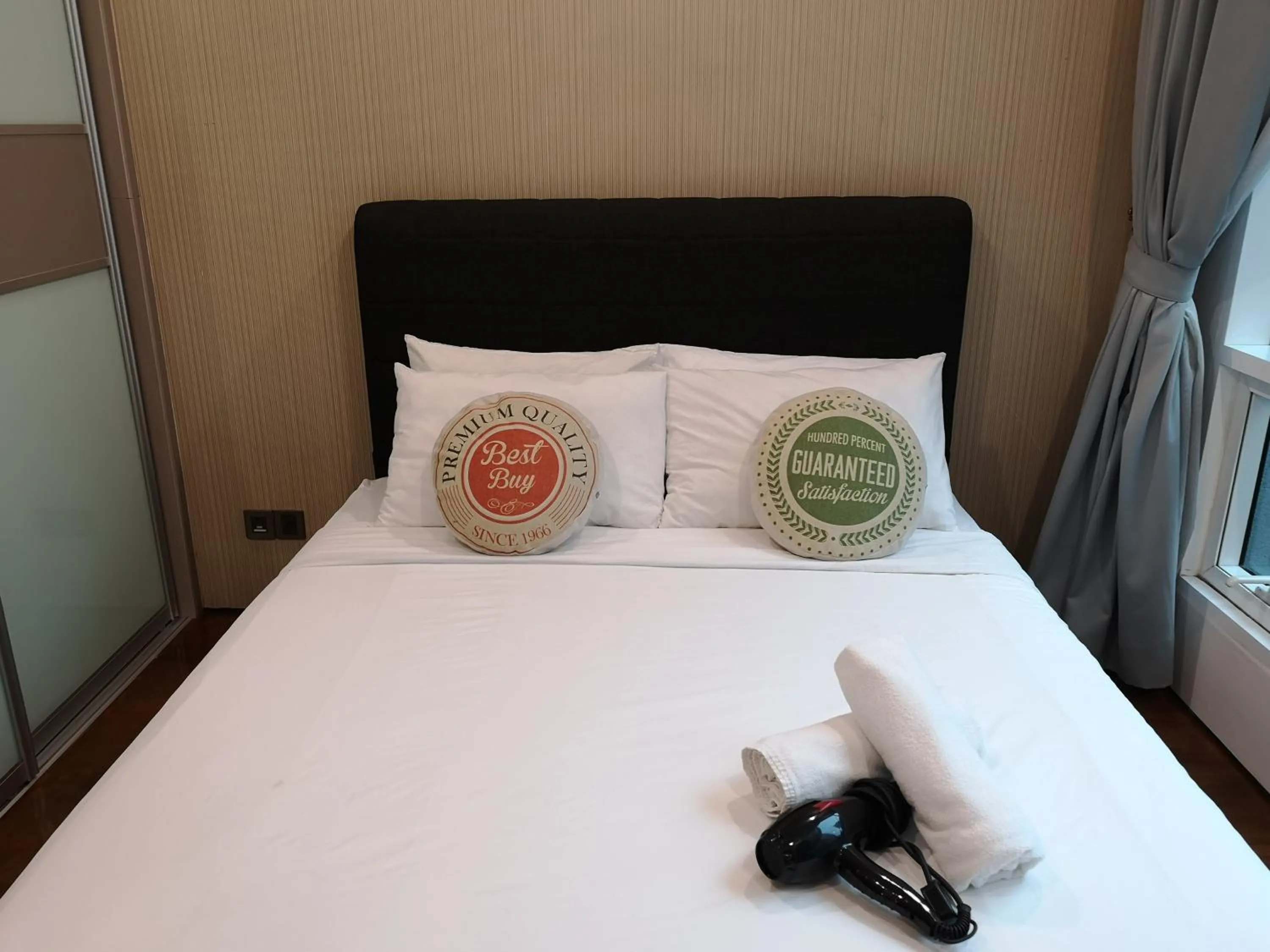 Bed in Soho Suites Klcc By Pnut