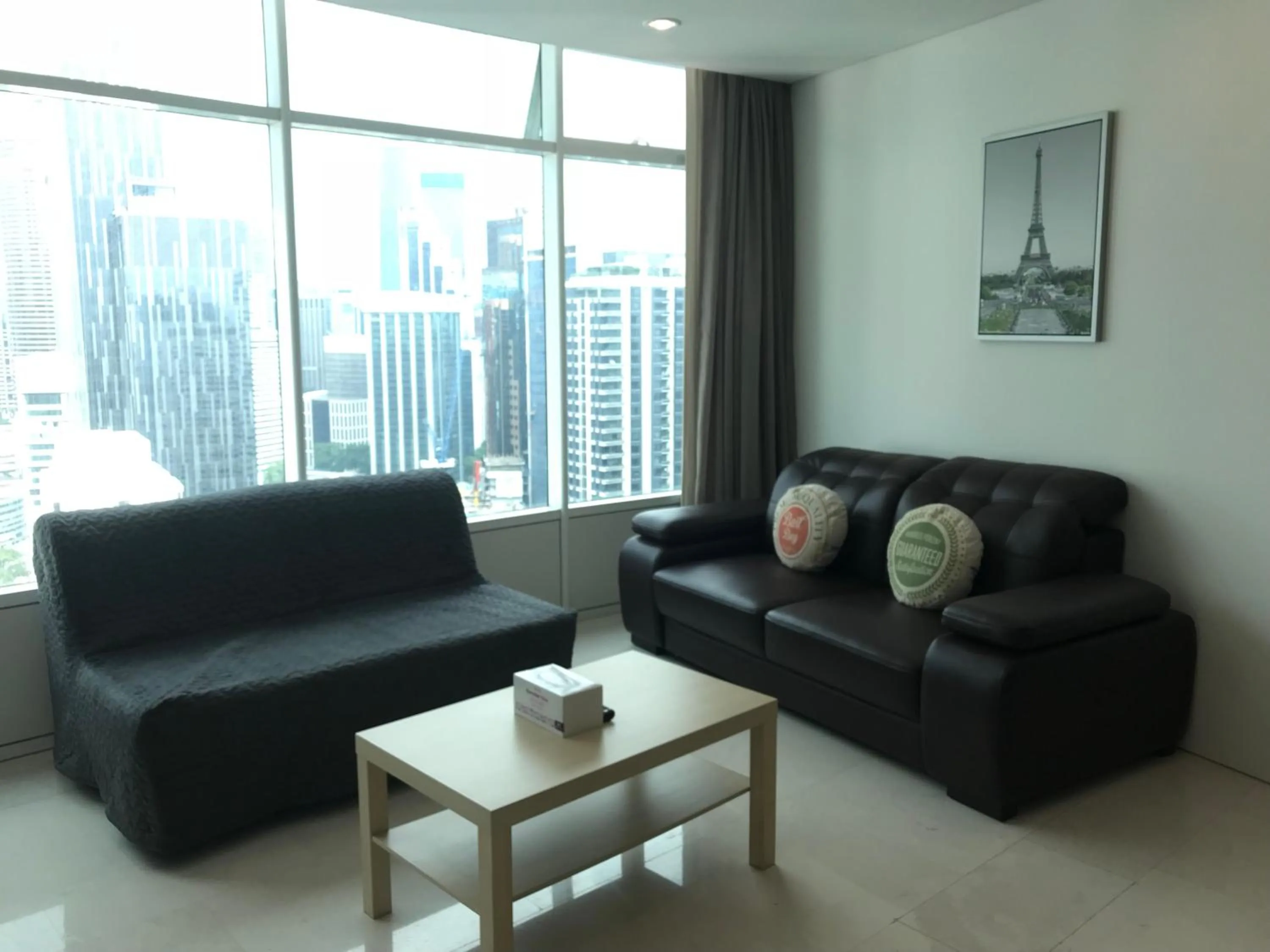 VORTEX SUITES KLCC by PNUT With NETFLIX