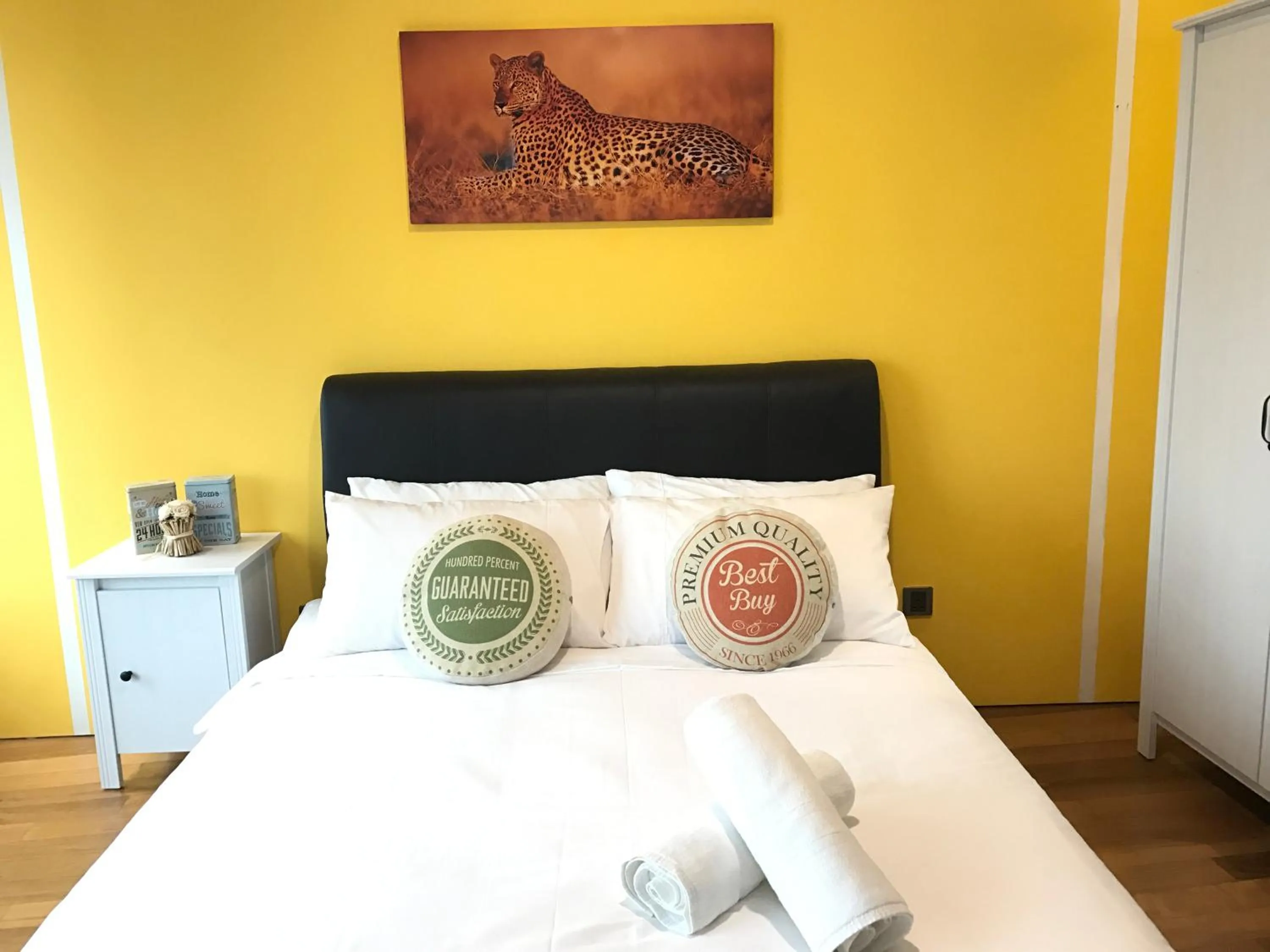 Bed in VORTEX SUITES KLCC by PNUT With NETFLIX