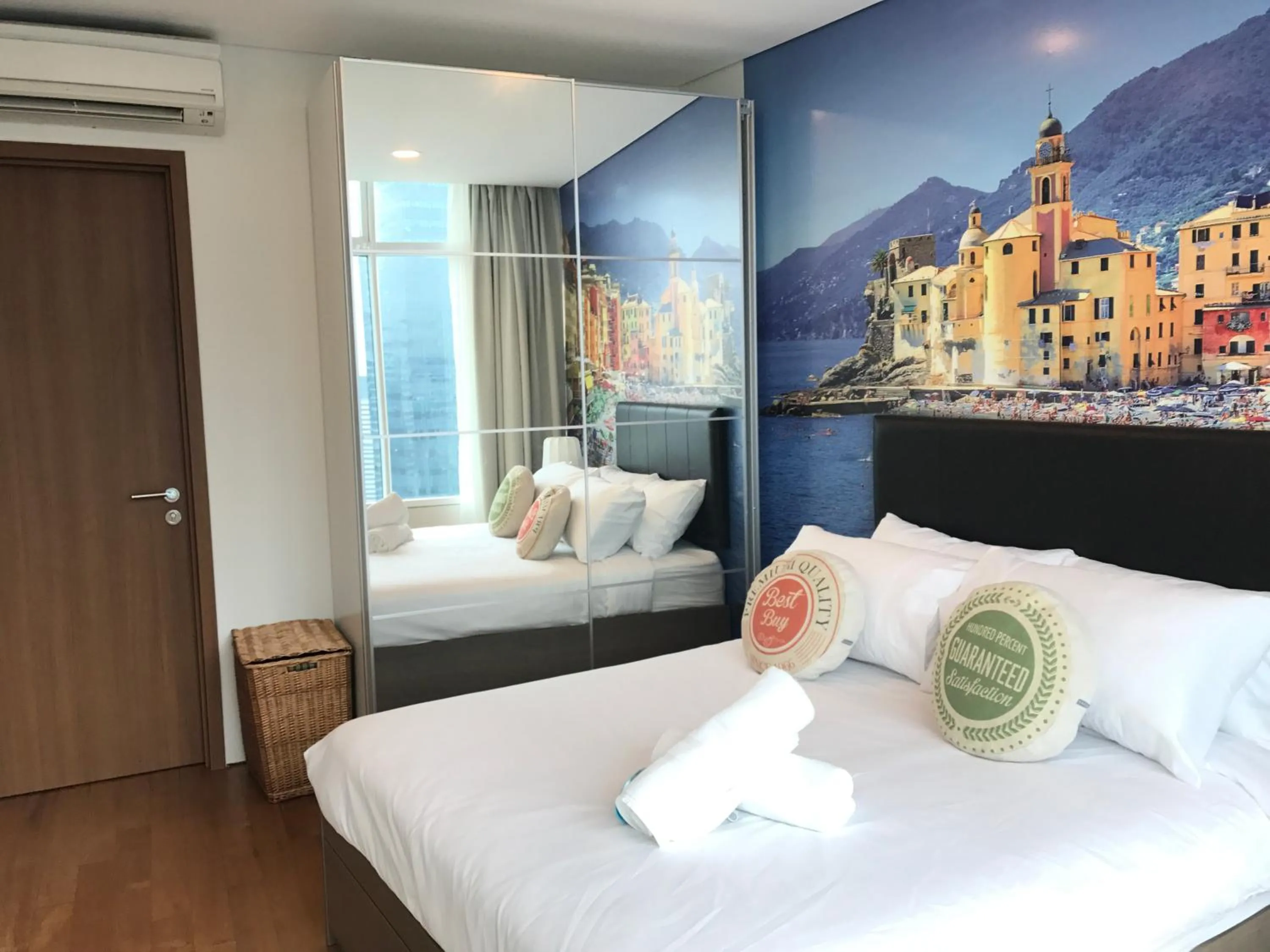 Bed in VORTEX SUITES KLCC by PNUT With NETFLIX