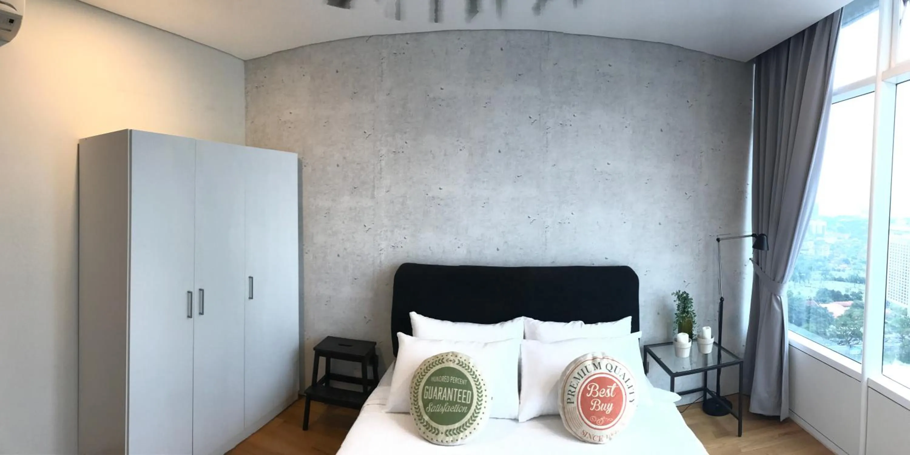 Bed in VORTEX SUITES KLCC by PNUT With NETFLIX