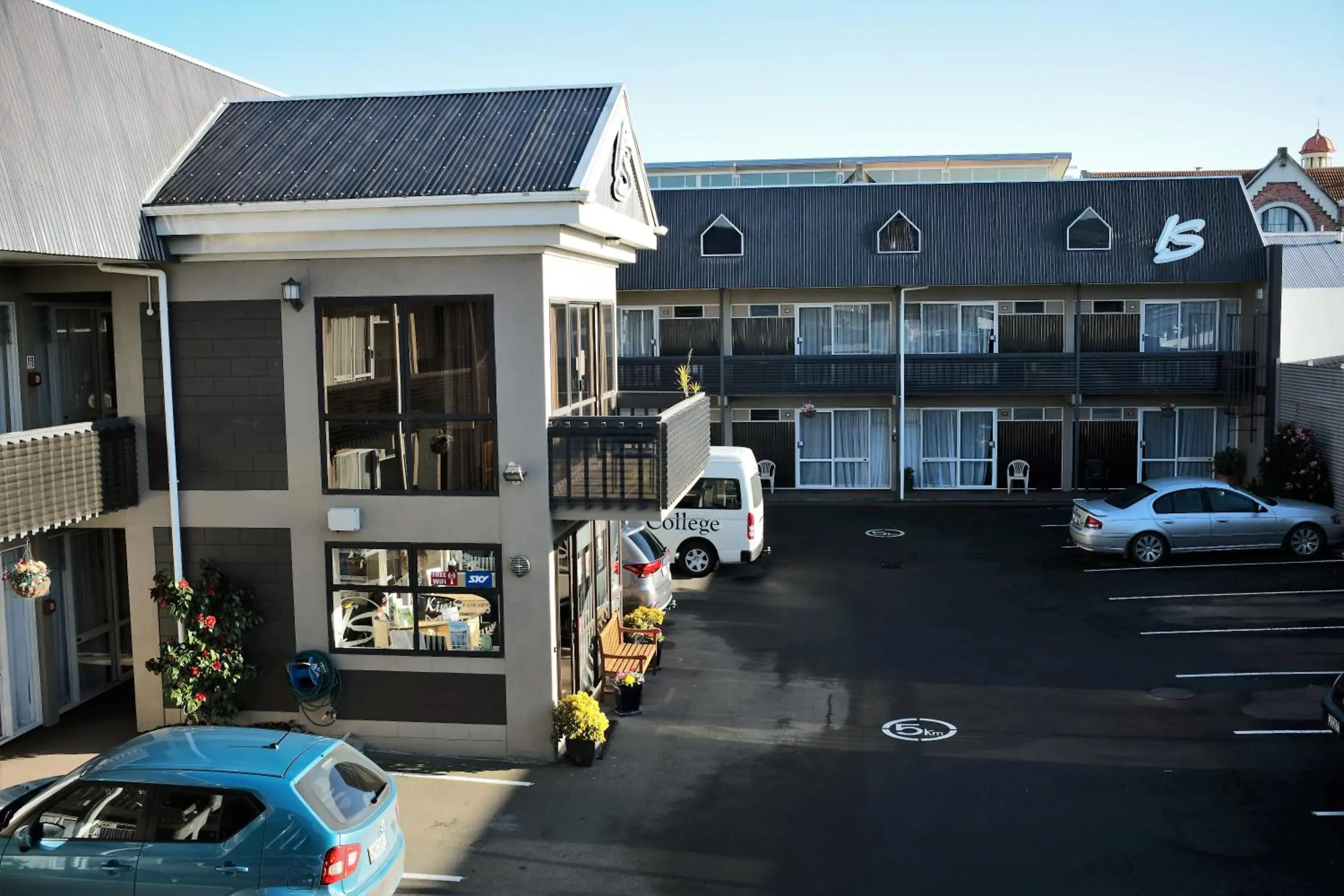 View (from property/room) in Kiwi Studios Motel View (from property/room) in Kiwi Studios Motel